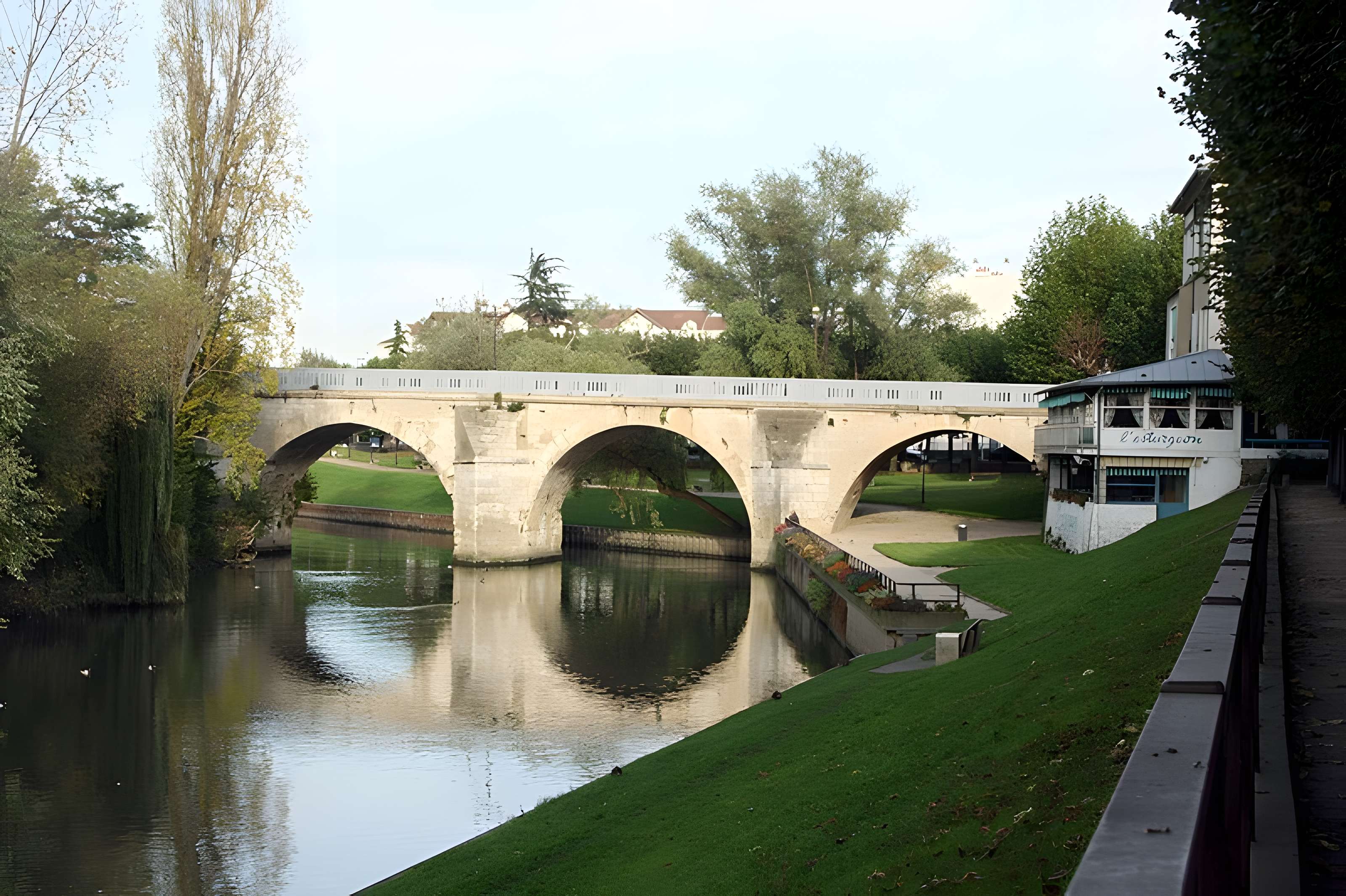 Ancien pont de Poissy