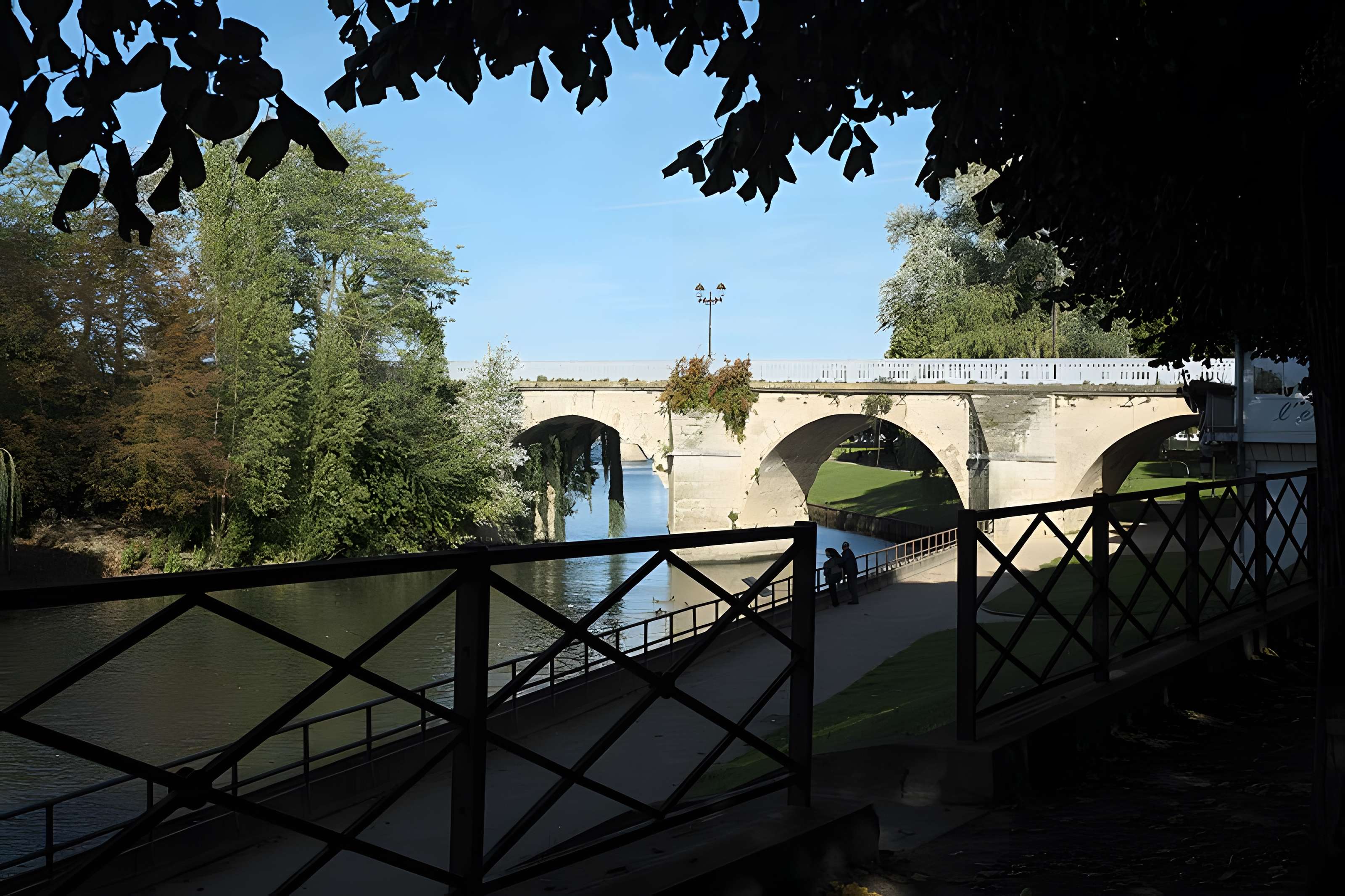 Ancien pont de Poissy