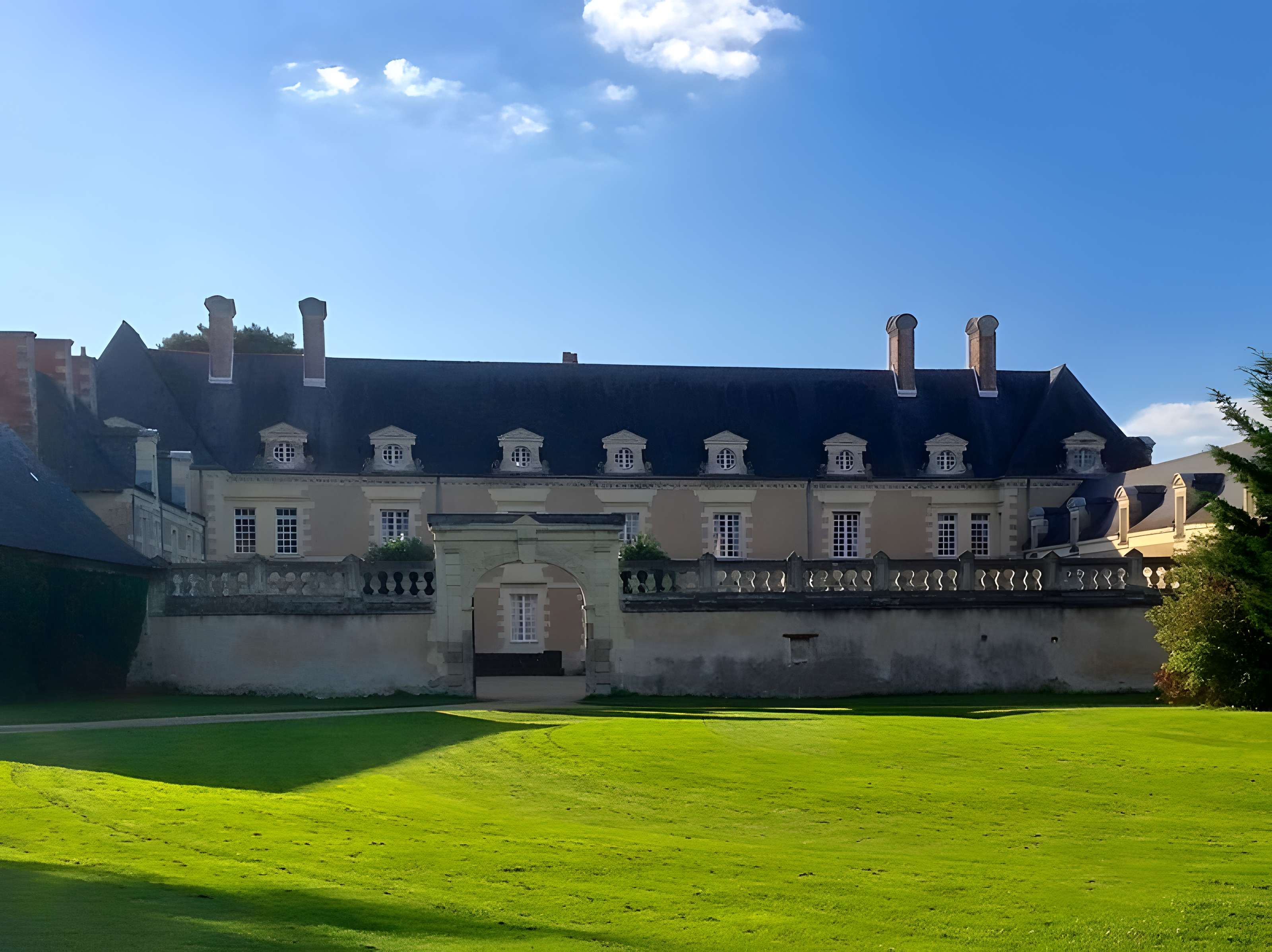 Château de l'Épinay photo