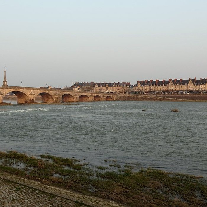 Photo de Pont Jacques-Gabriel à Blois