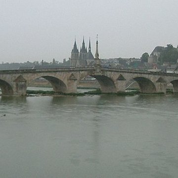 Pont Jacques-Gabriel à Blois