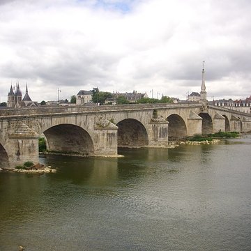 Pont Jacques-Gabriel à Blois