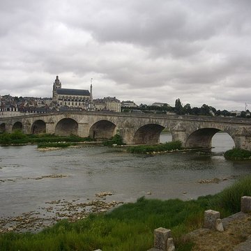 Pont Jacques-Gabriel à Blois