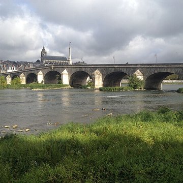 Pont Jacques-Gabriel à Blois