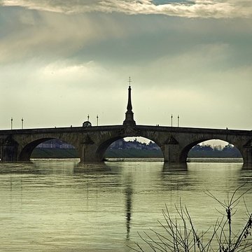 Pont Jacques-Gabriel à Blois