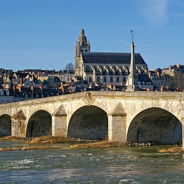 Pont Jacques-Gabriel à Blois