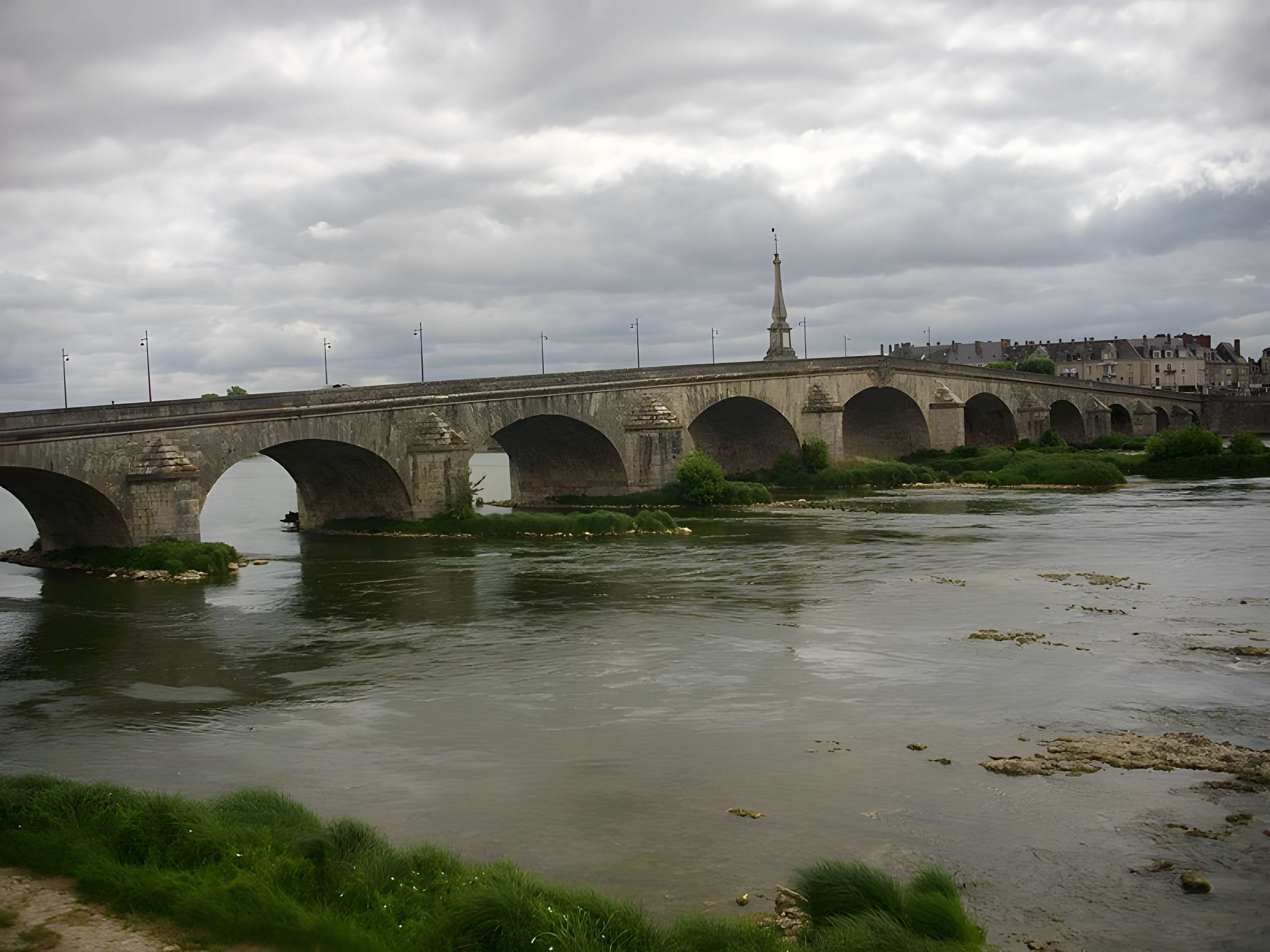 Pont Jacques-Gabriel à Blois
