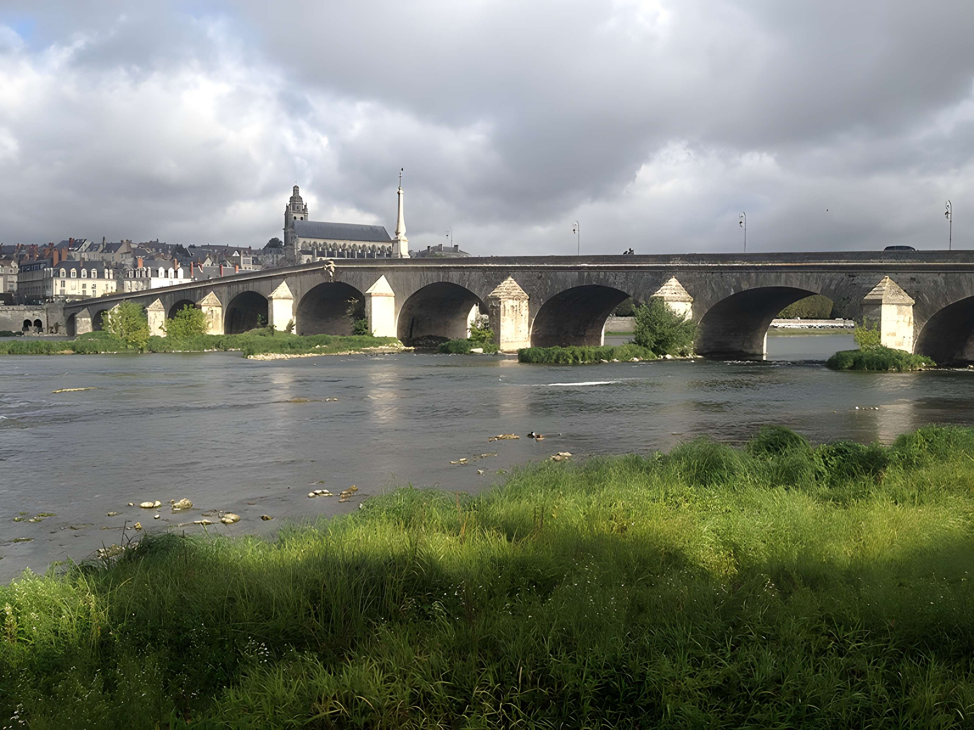 Pont Jacques-Gabriel à Blois