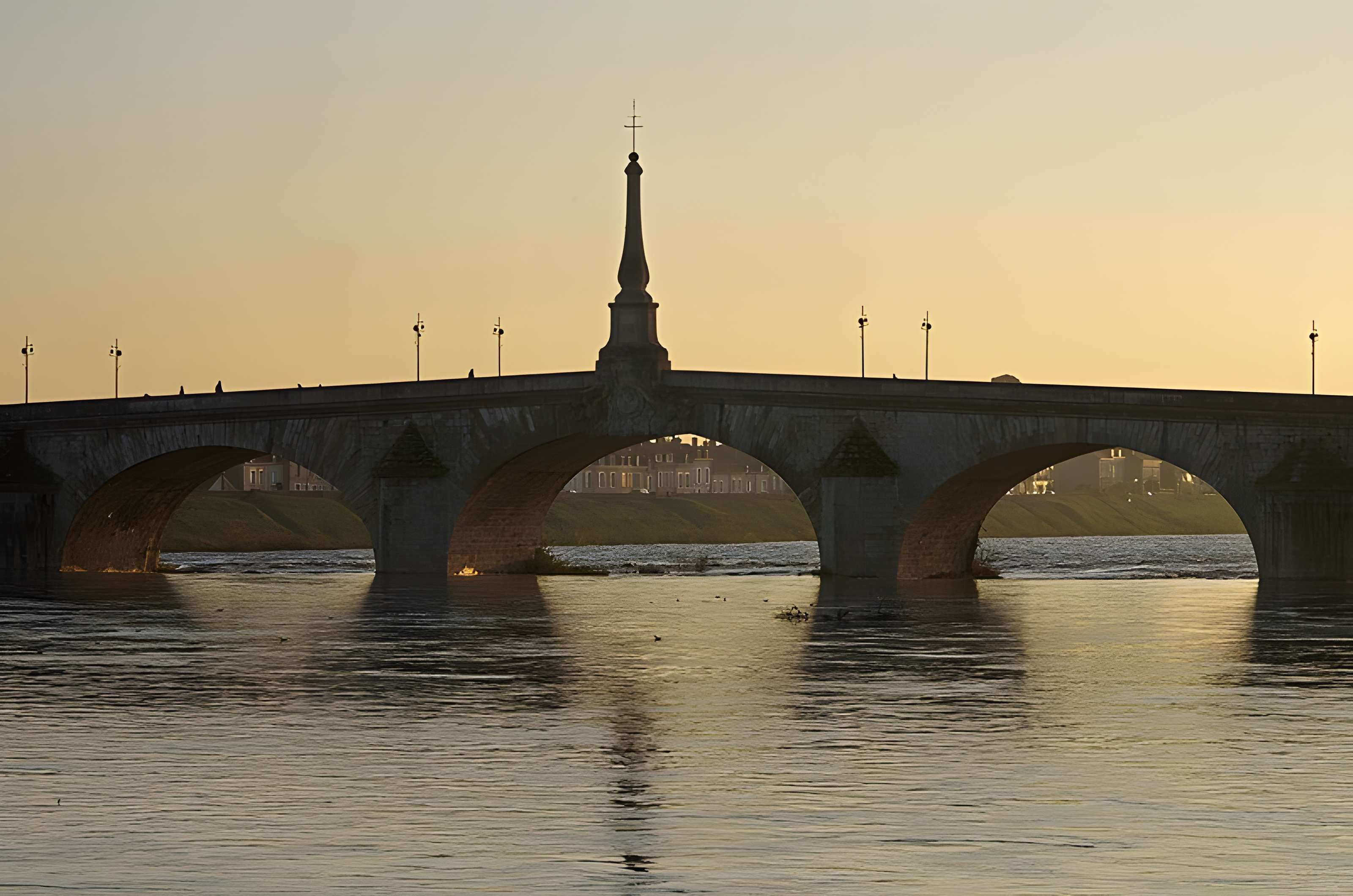 Pont Jacques-Gabriel à Blois