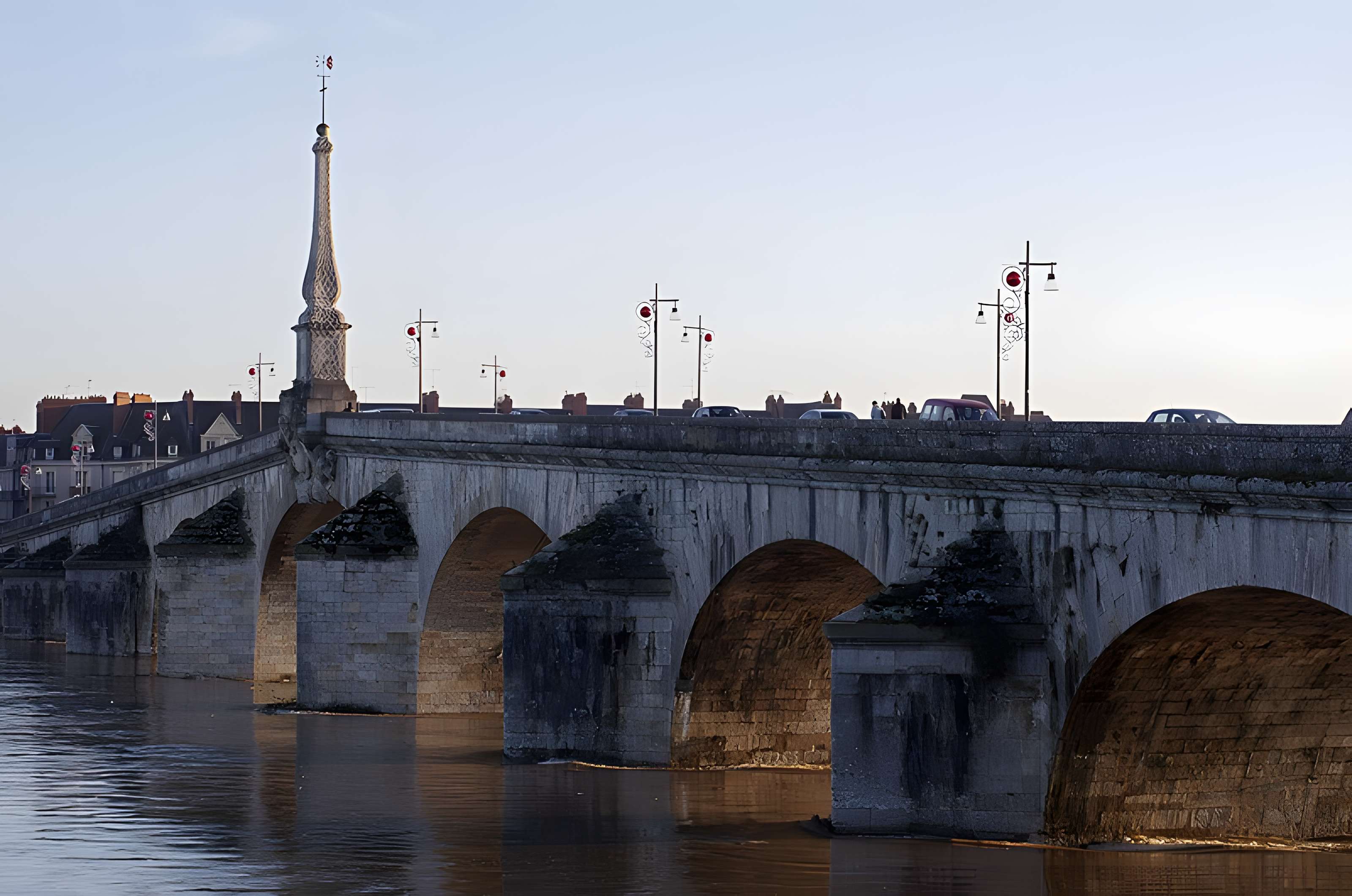 Pont Jacques-Gabriel à Blois