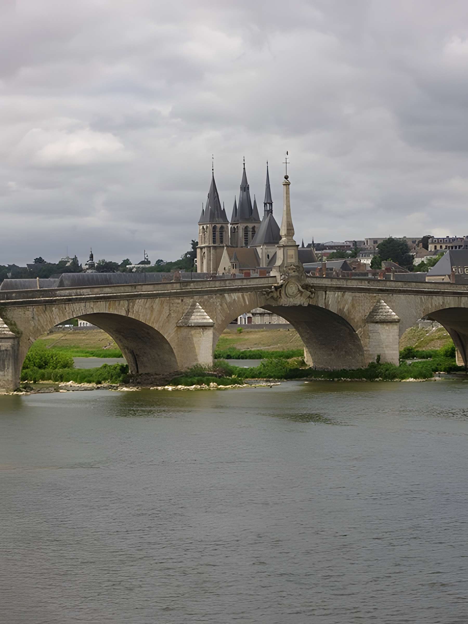 Pont Jacques-Gabriel à Blois