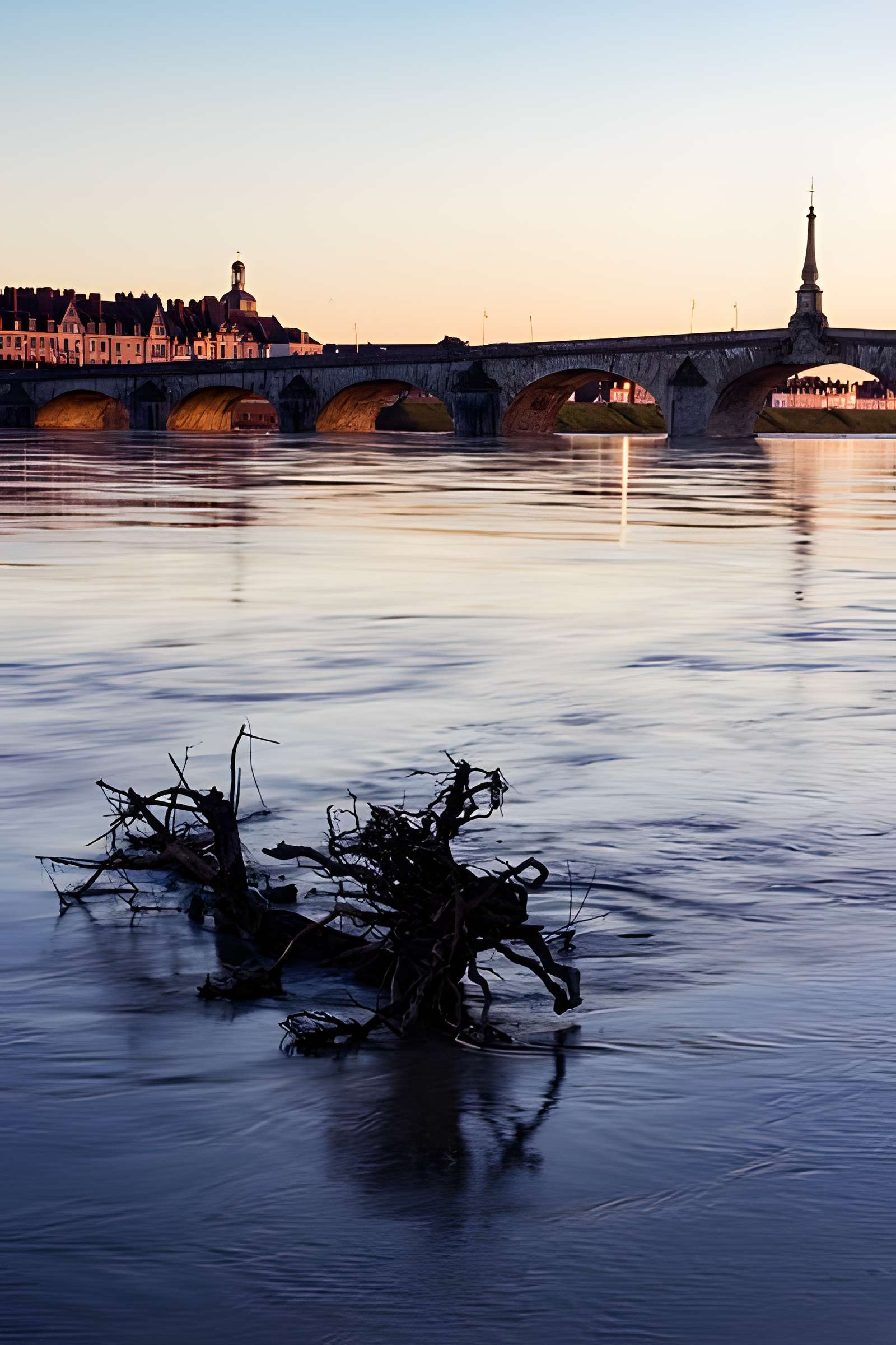 Pont Jacques-Gabriel à Blois