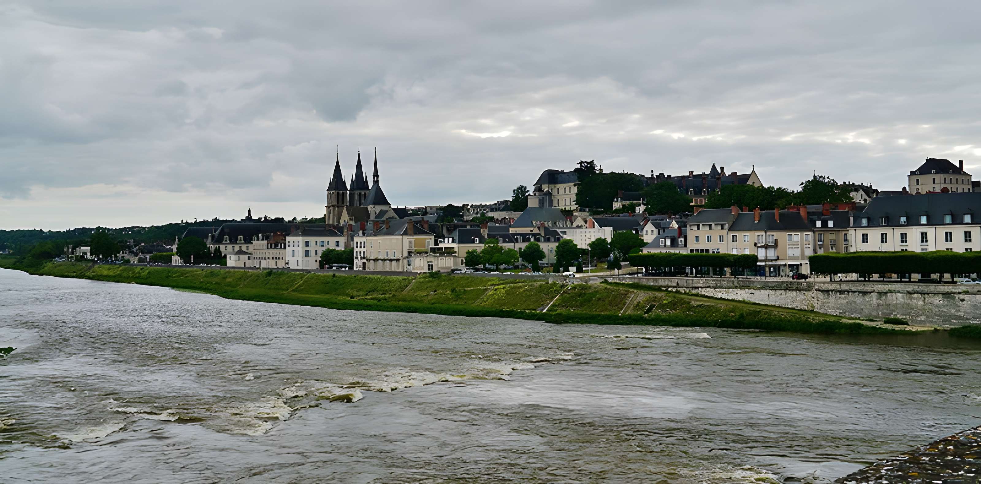 Pont Jacques-Gabriel à Blois