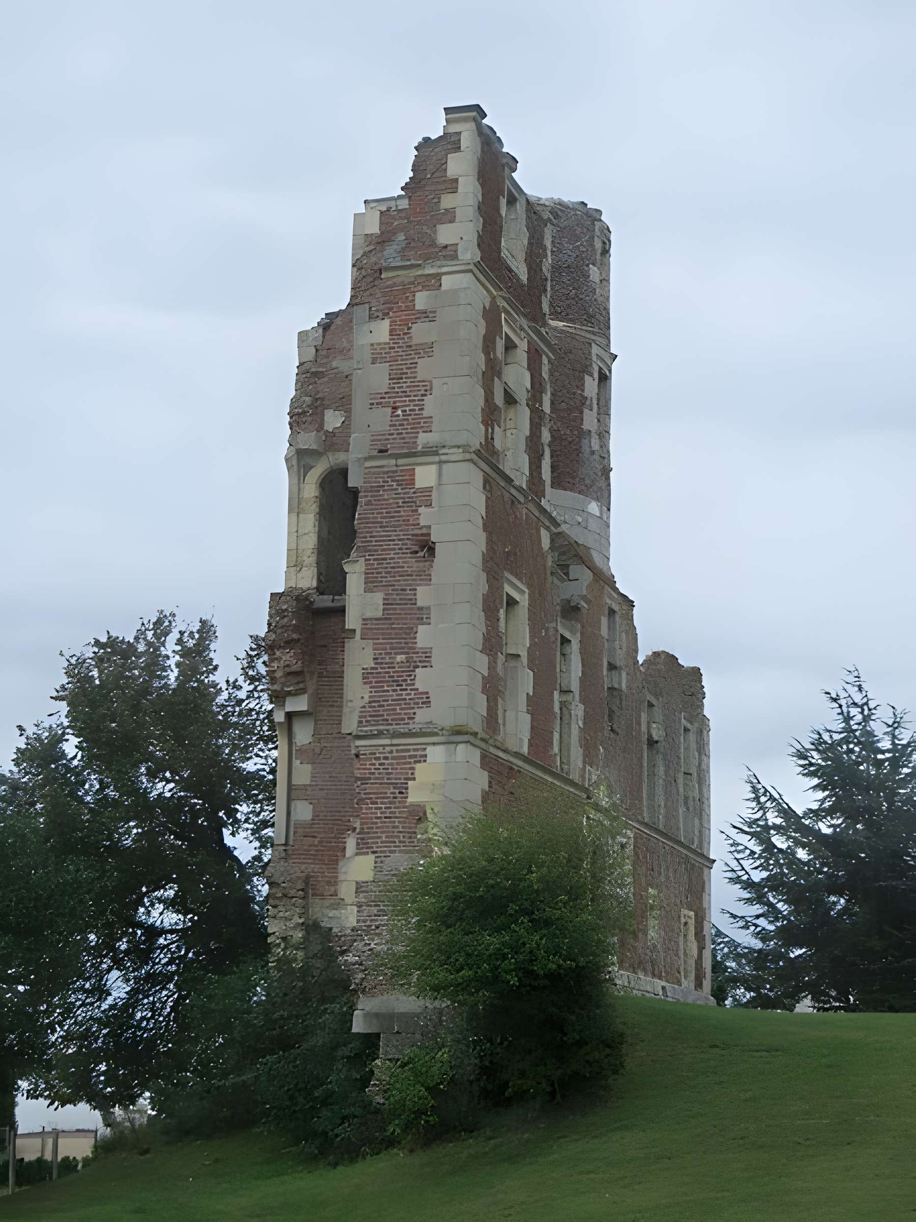 Château de l'Isle à Saint-Denis-en-Val