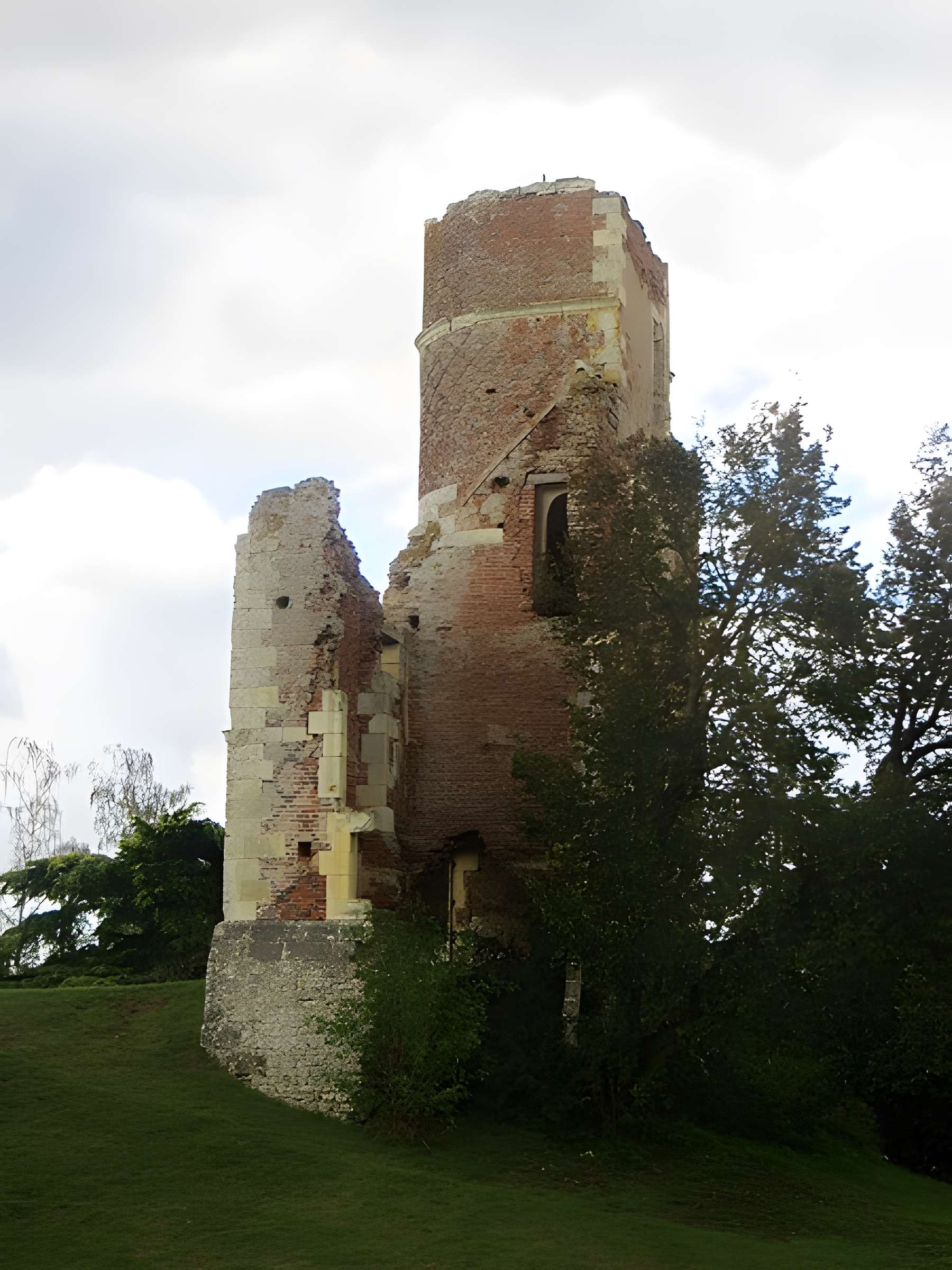 Château de l'Isle à Saint-Denis-en-Val