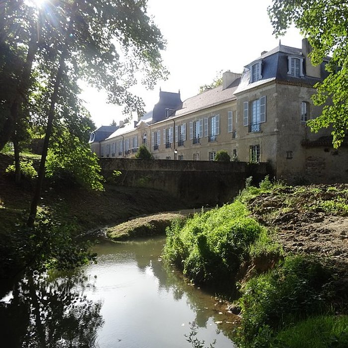 Photo de Château de LIsle-de-Noé