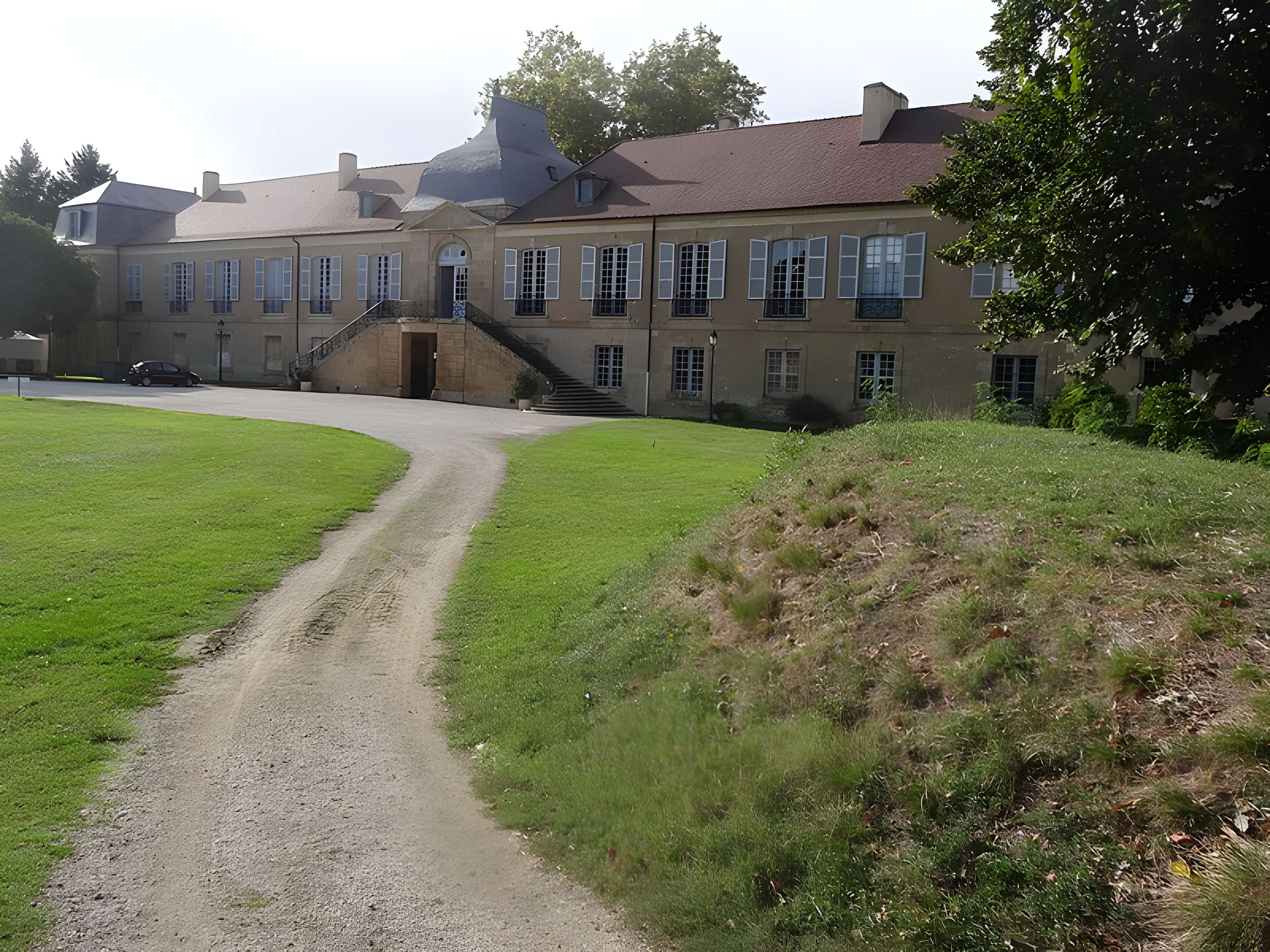 Château de L'Isle-de-Noé