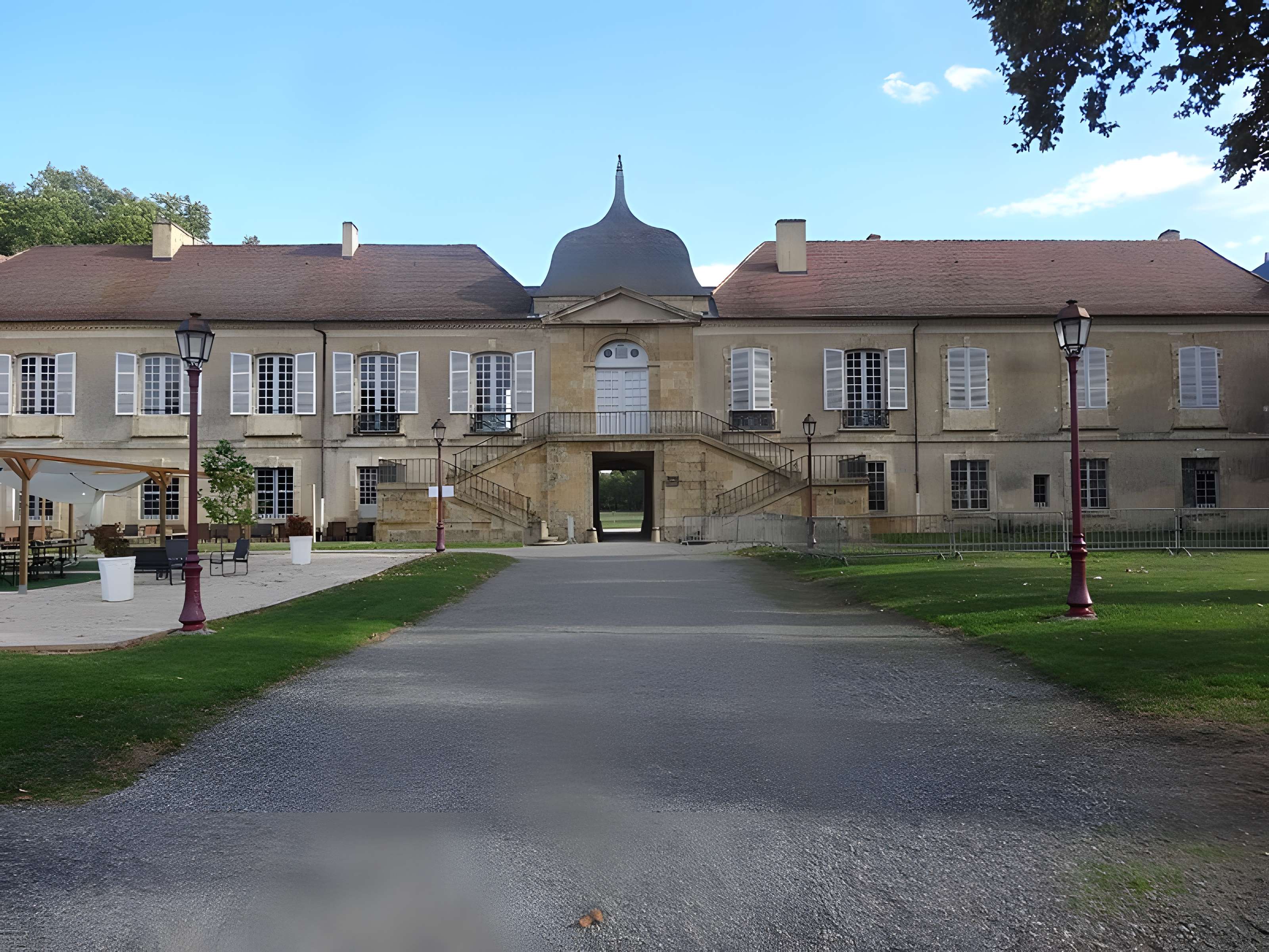 Château de L'Isle-de-Noé