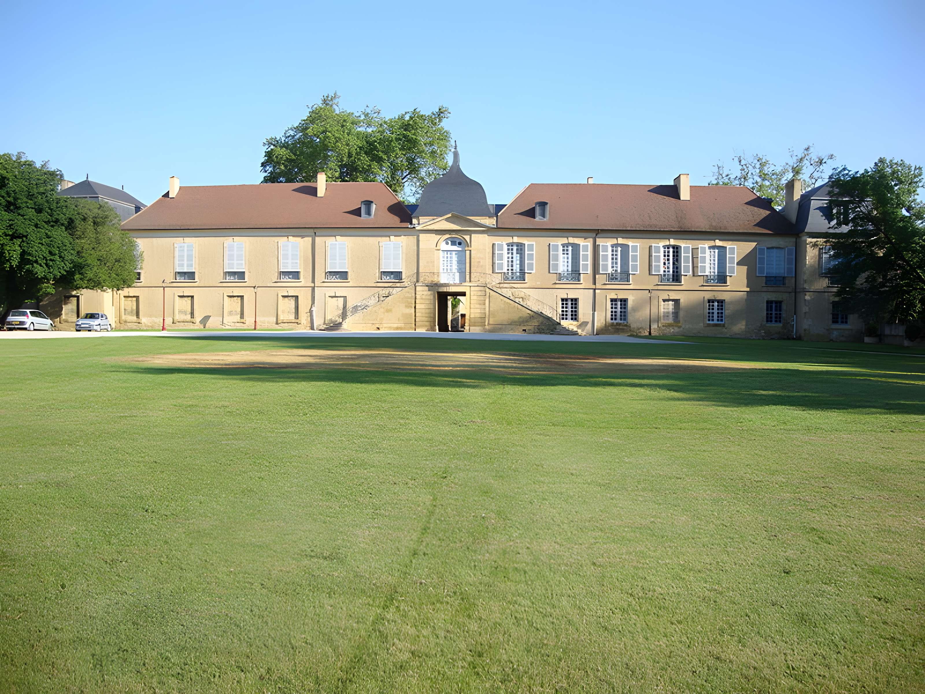 Château de L'Isle-de-Noé