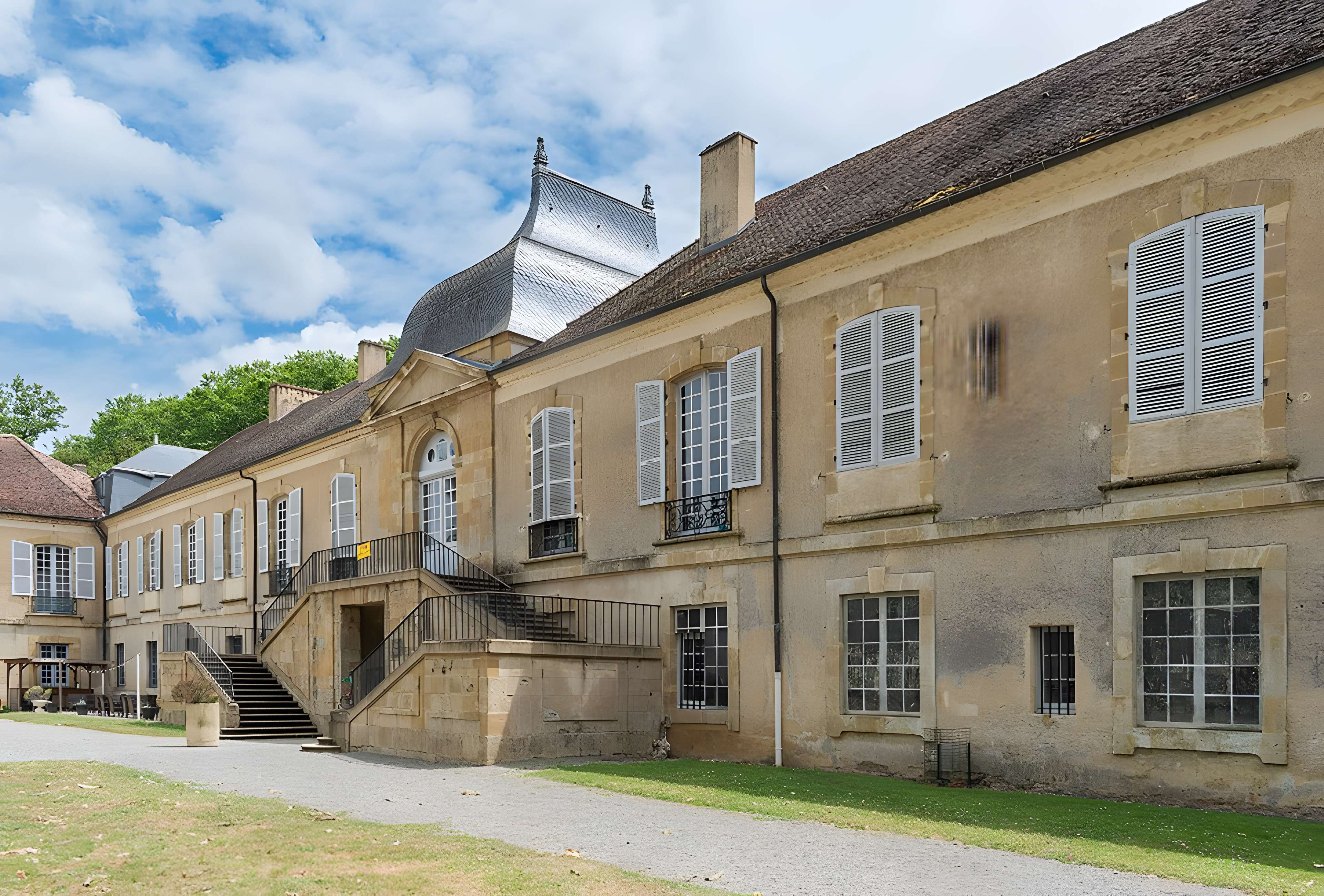 Château de L'Isle-de-Noé