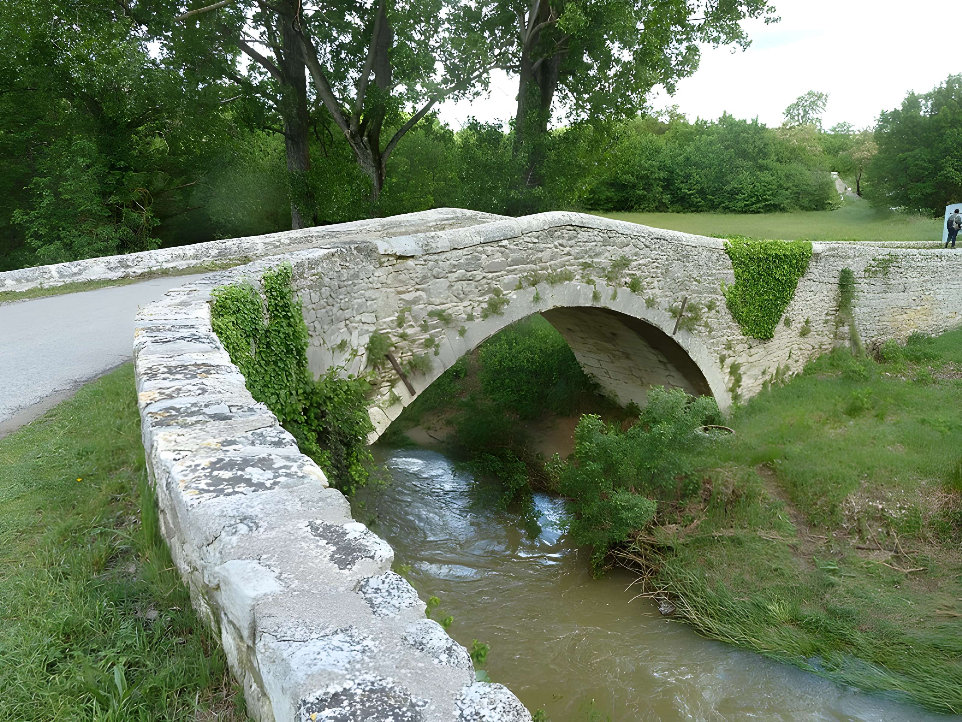 Pont romain de Céreste