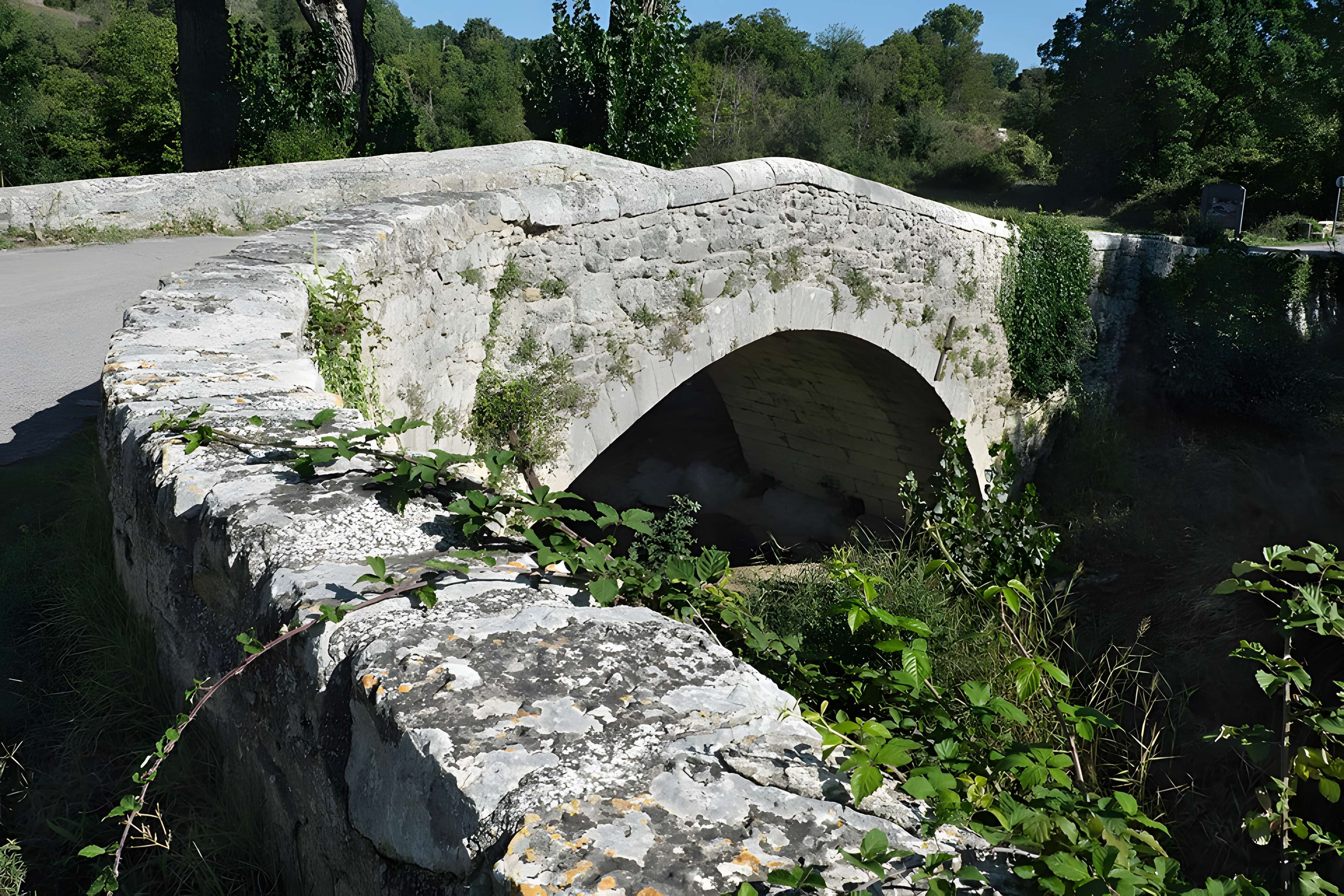 Pont romain de Céreste