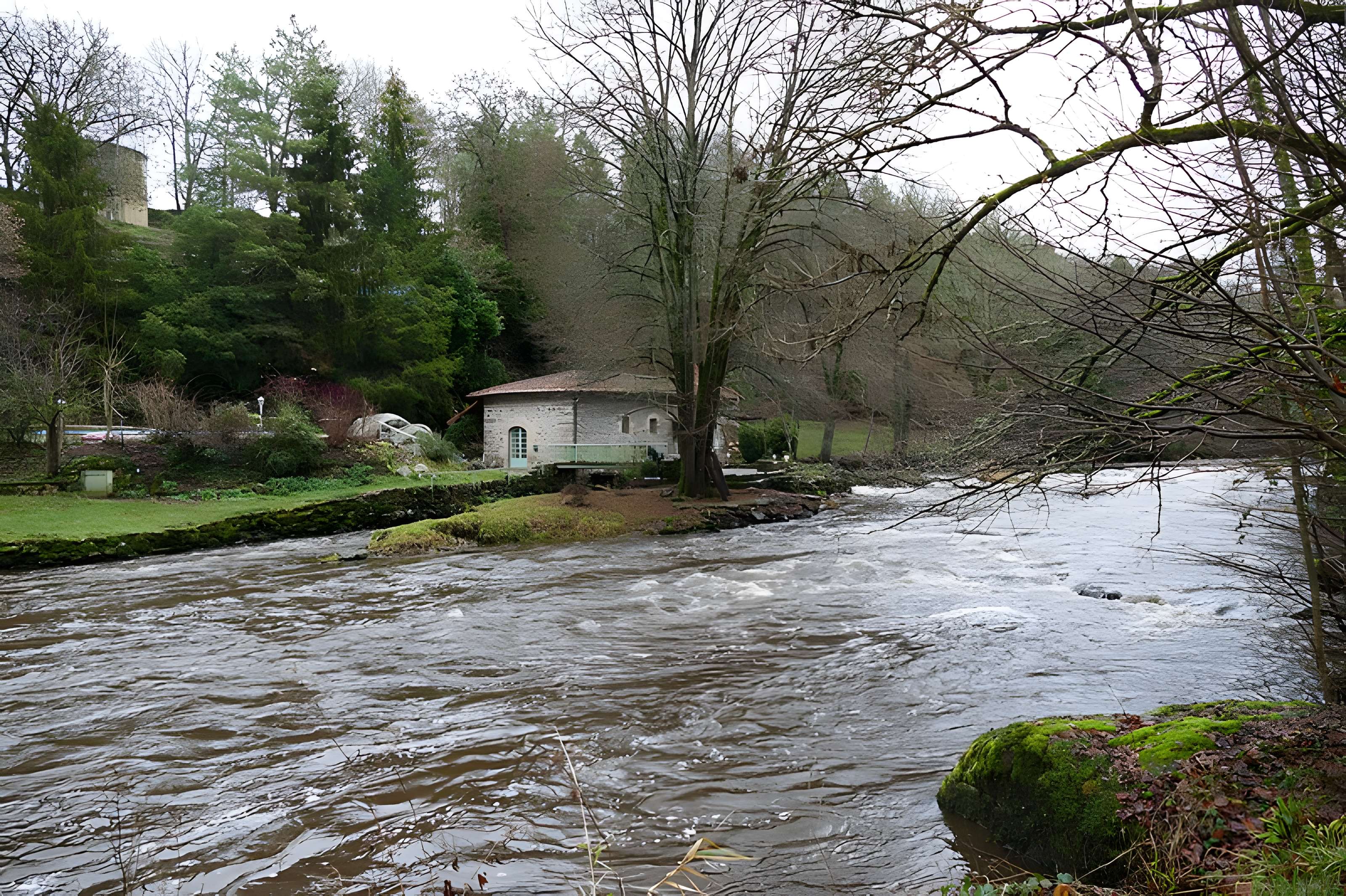 Pont romain de Châteauponsac