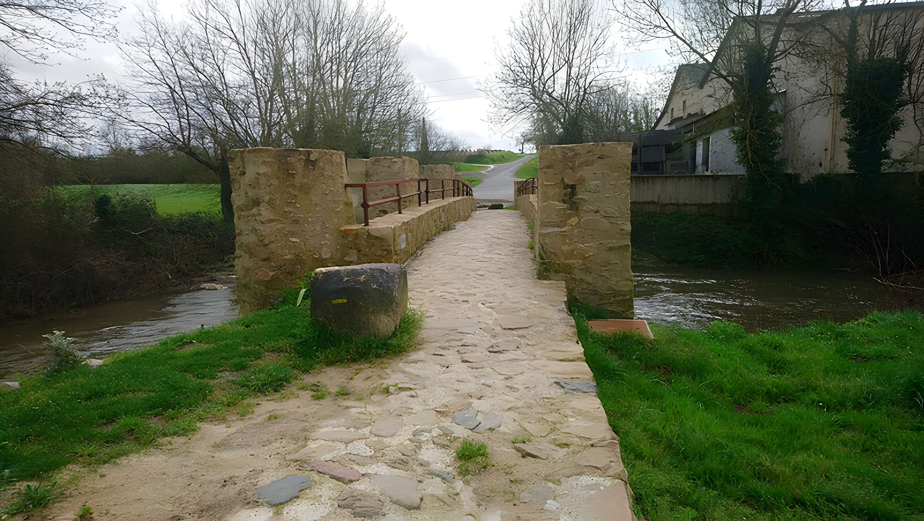Pont romain de Mouzillon