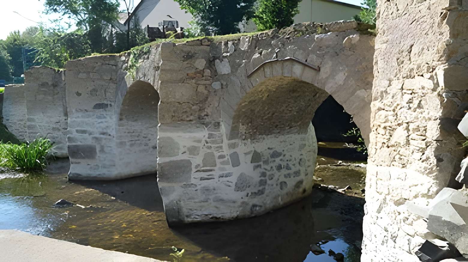 Pont romain de Mouzillon 