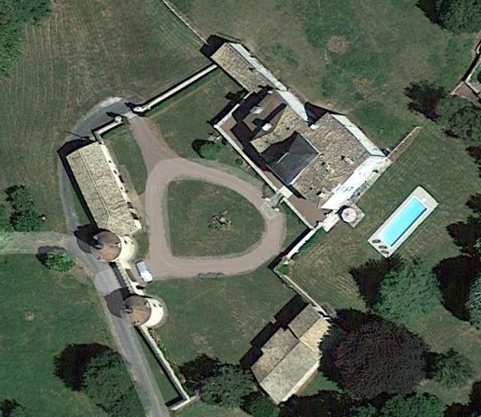 Château de Maillé à La Chapelle-Bâton 