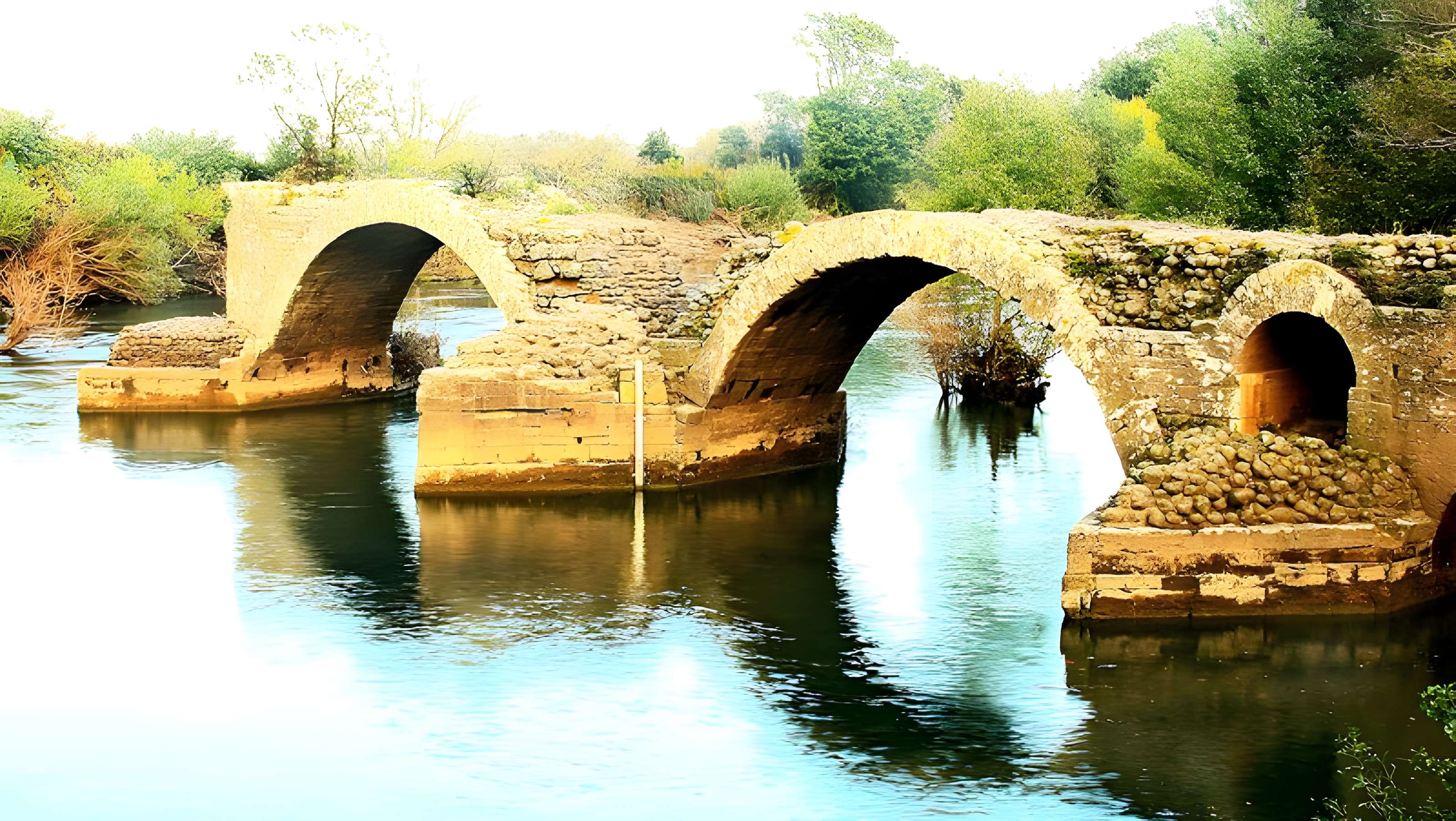 Pont romain de Saint-Thibéry