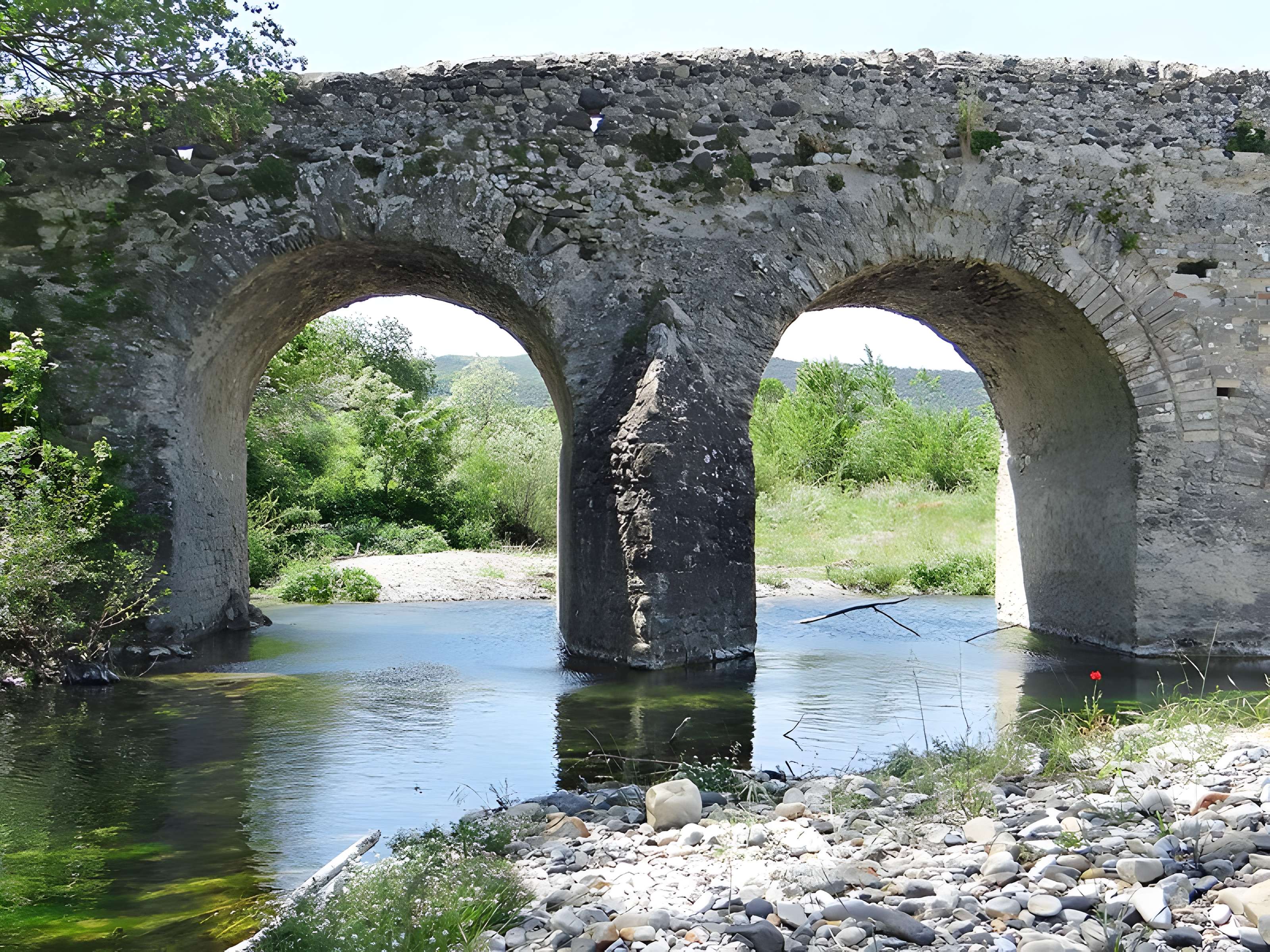 Pont romain de Viviers