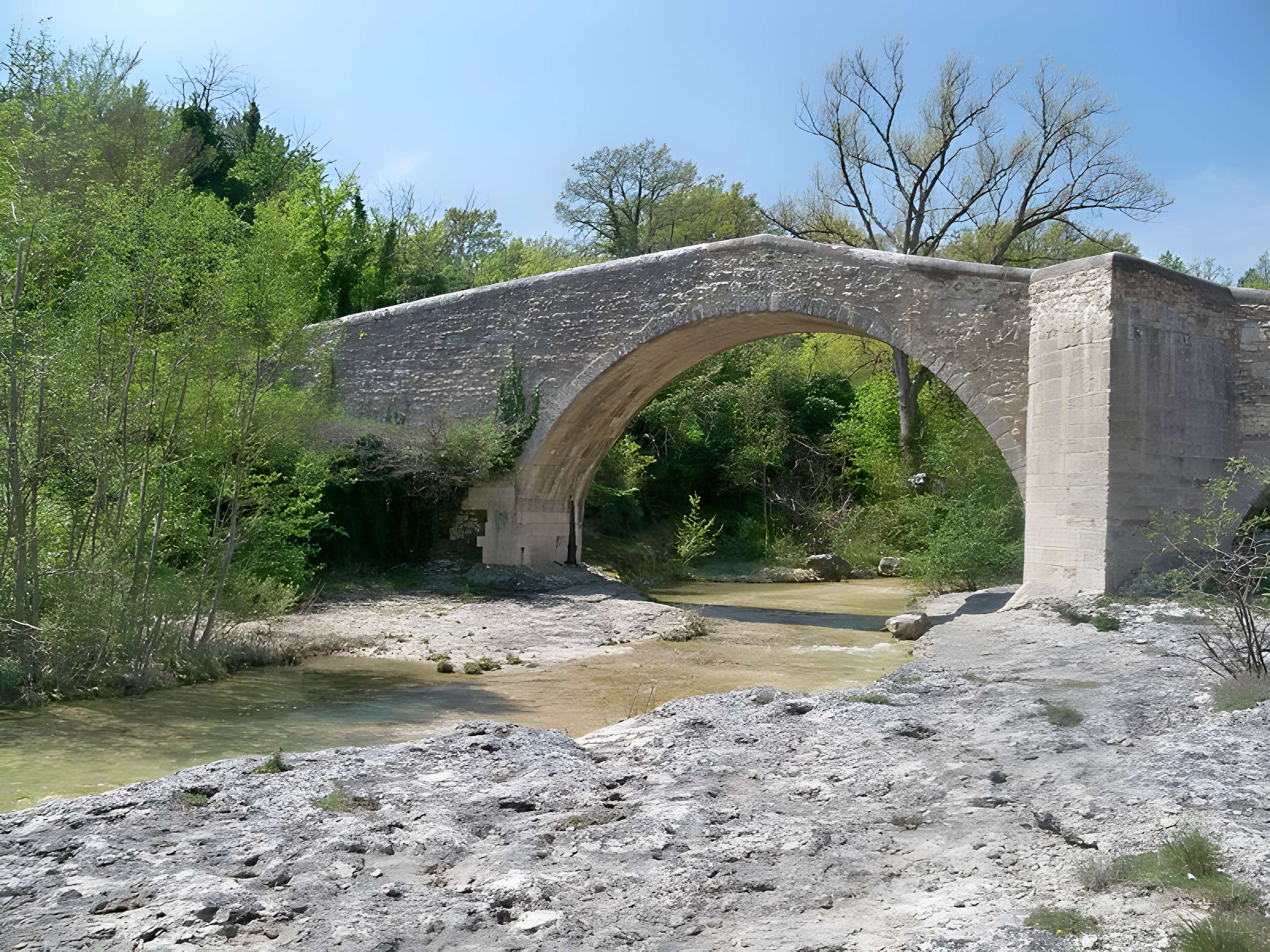 Pont roman de Mane