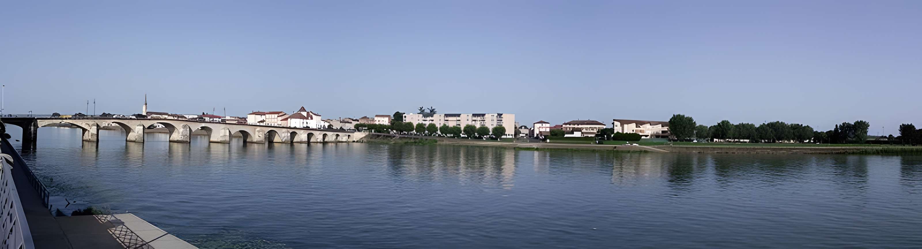 Pont Saint-Laurent de Mâcon
