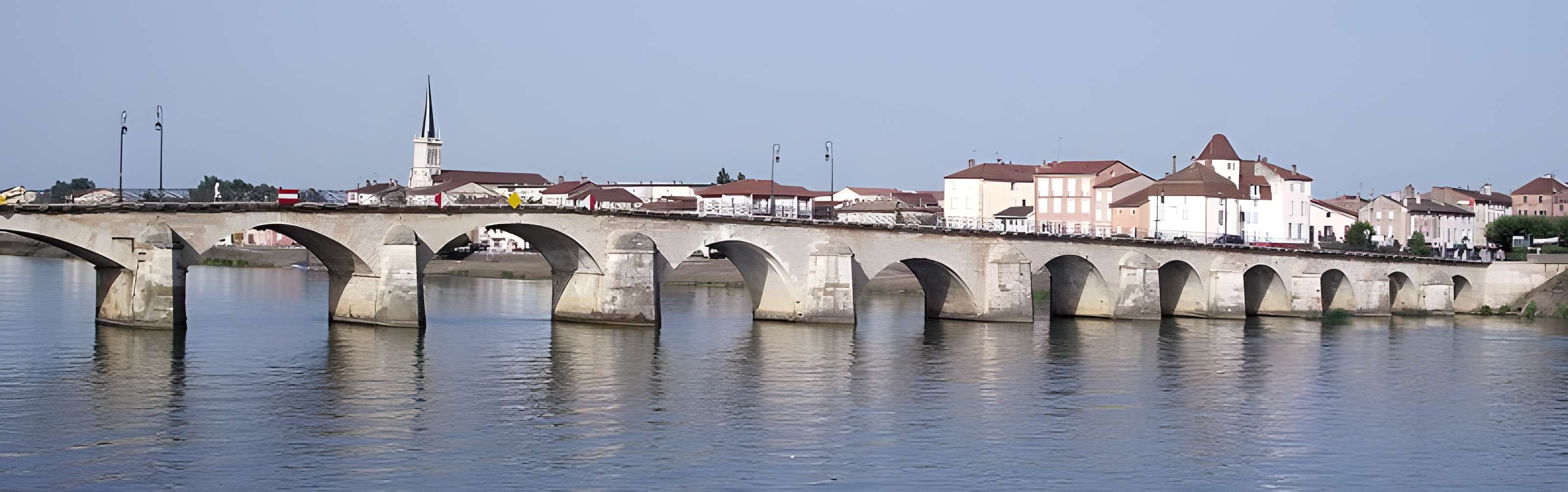 Pont Saint-Laurent de Mâcon