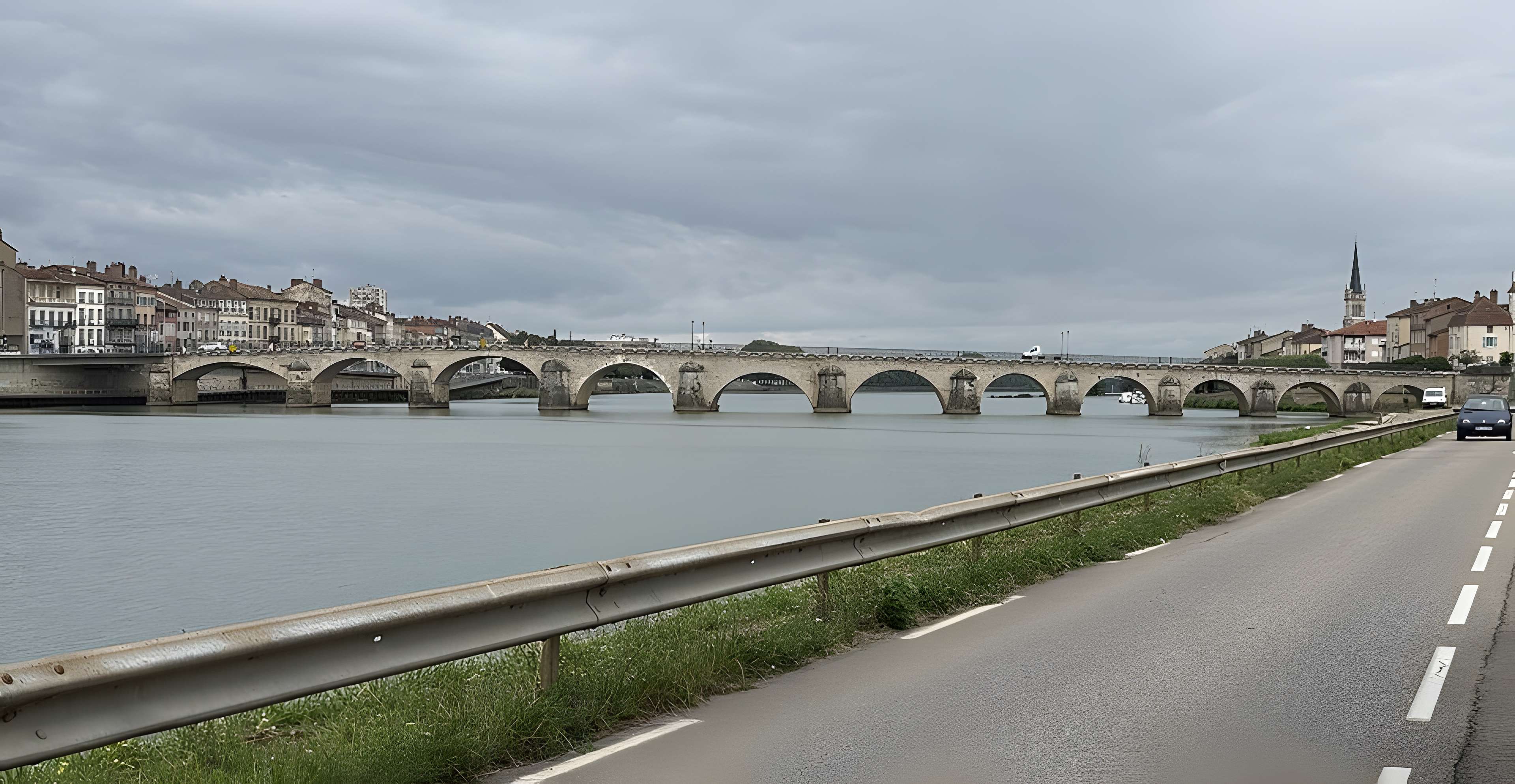 Pont Saint-Laurent de Mâcon