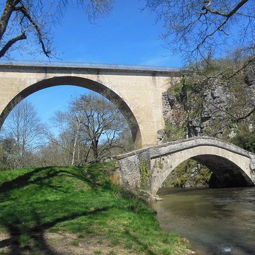 Pont sur la Cure de Pierre-Perthuis