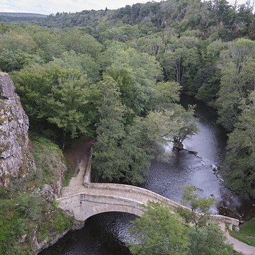 Pont sur la Cure de Pierre-Perthuis