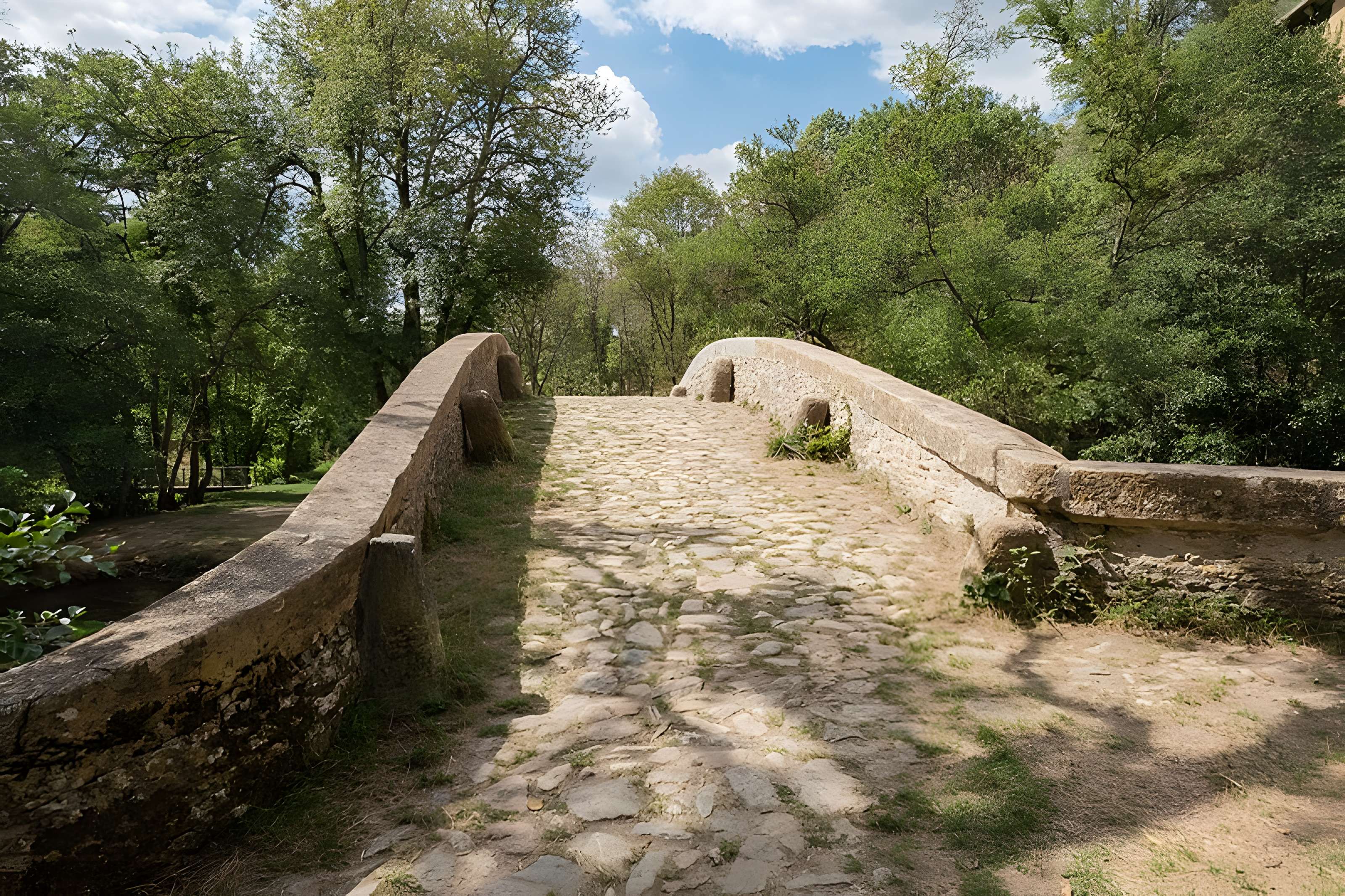 Pont sur la Cure de Pierre-Perthuis