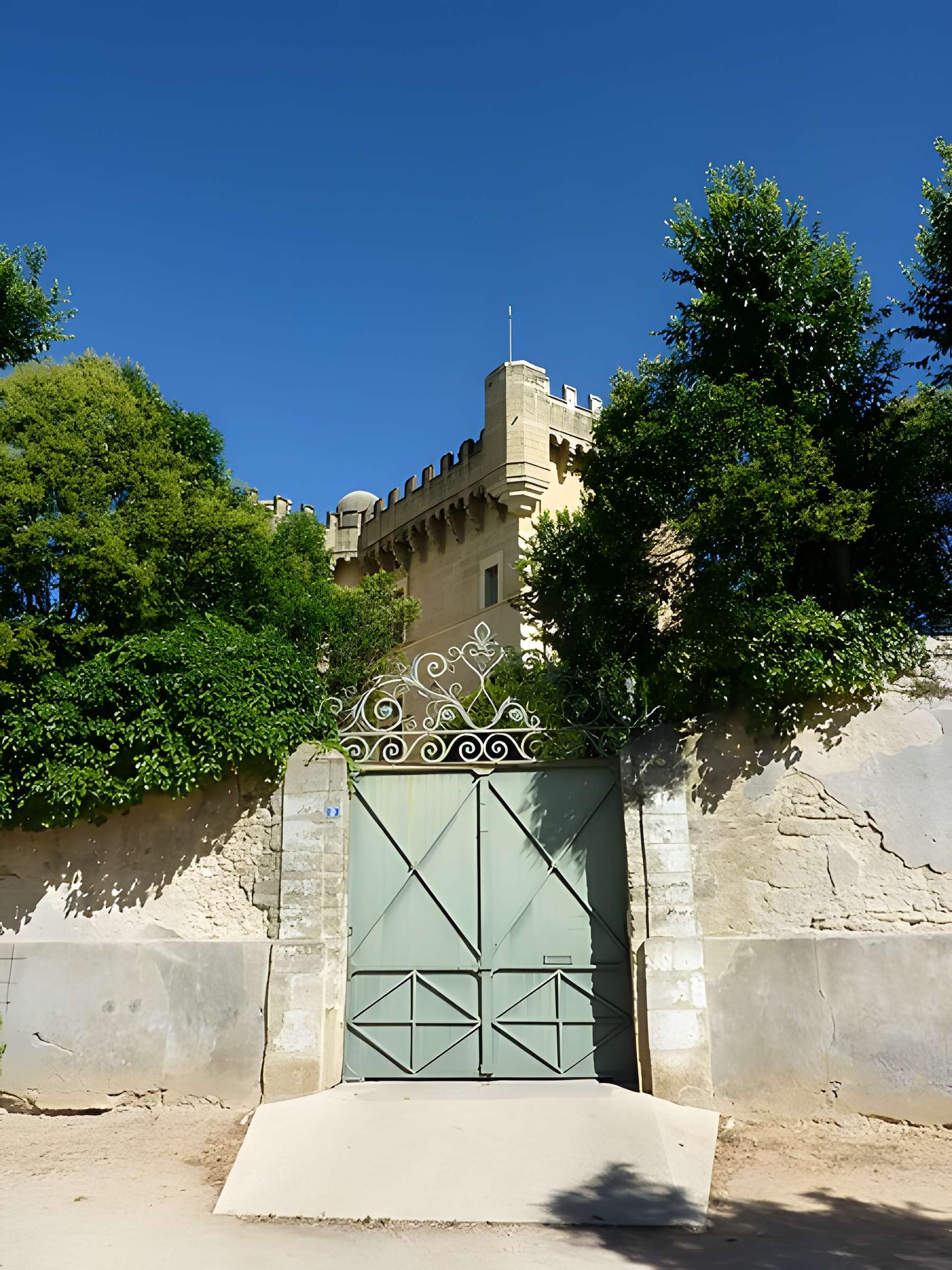 Château de Montaren