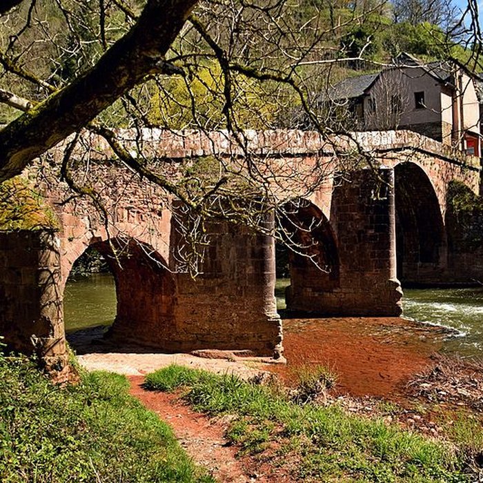Photo de Pont sur le Dourdou à Conques
