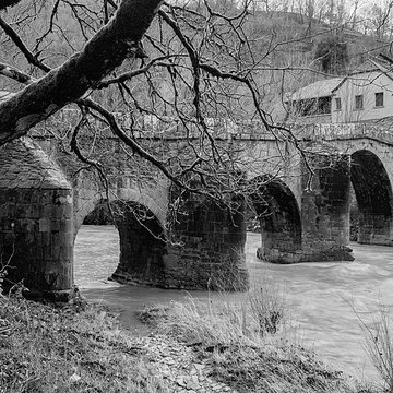 Pont sur le Dourdou à Conques