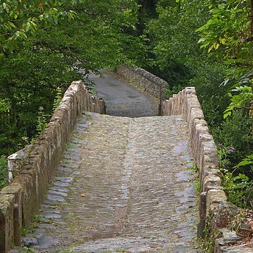 Pont sur le Dourdou à Conques