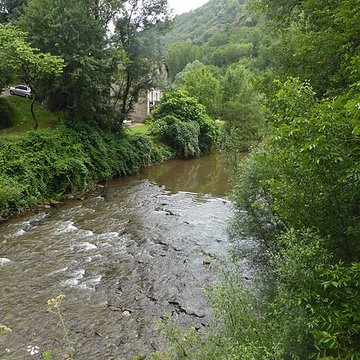 Pont sur le Dourdou à Conques