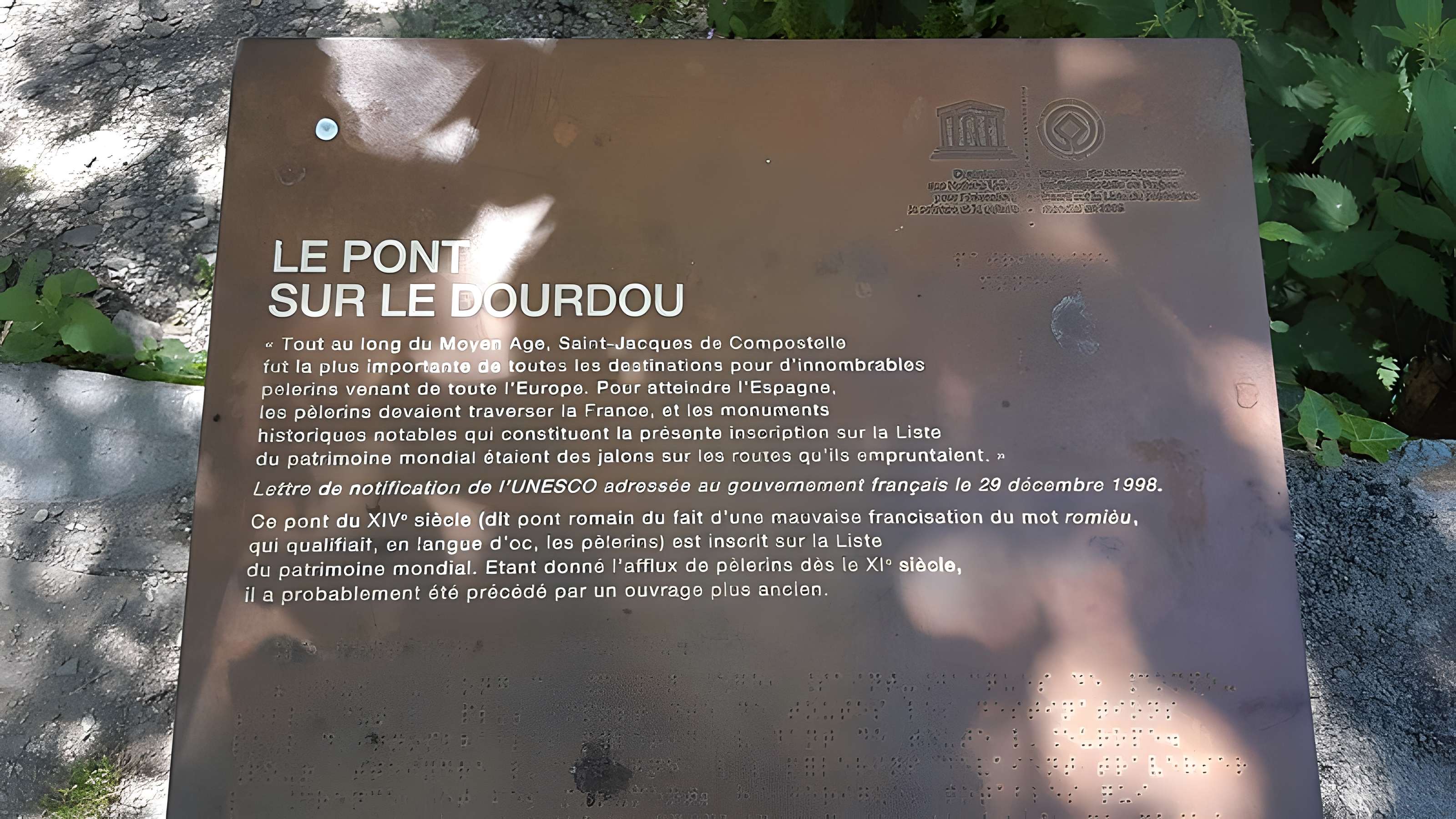 Pont sur le Dourdou à Conques