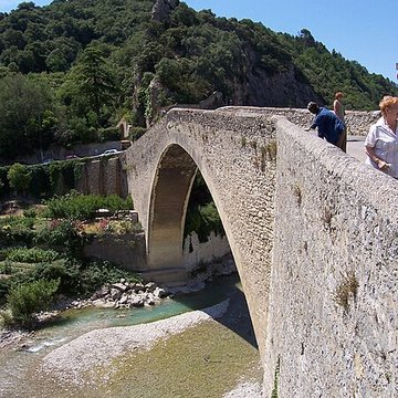 Pont sur lEygues de Nyons