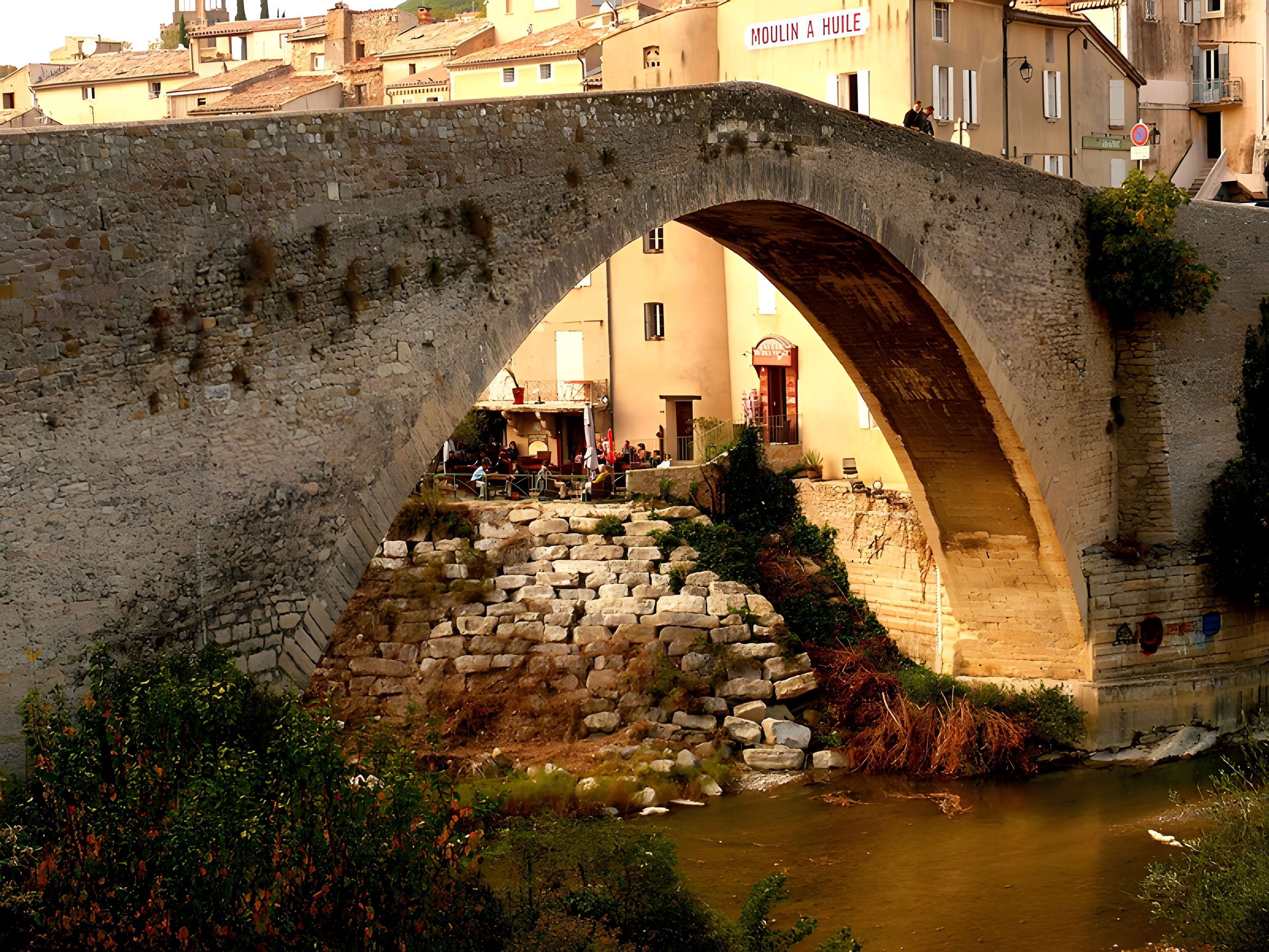 Pont sur l'Eygues de Nyons