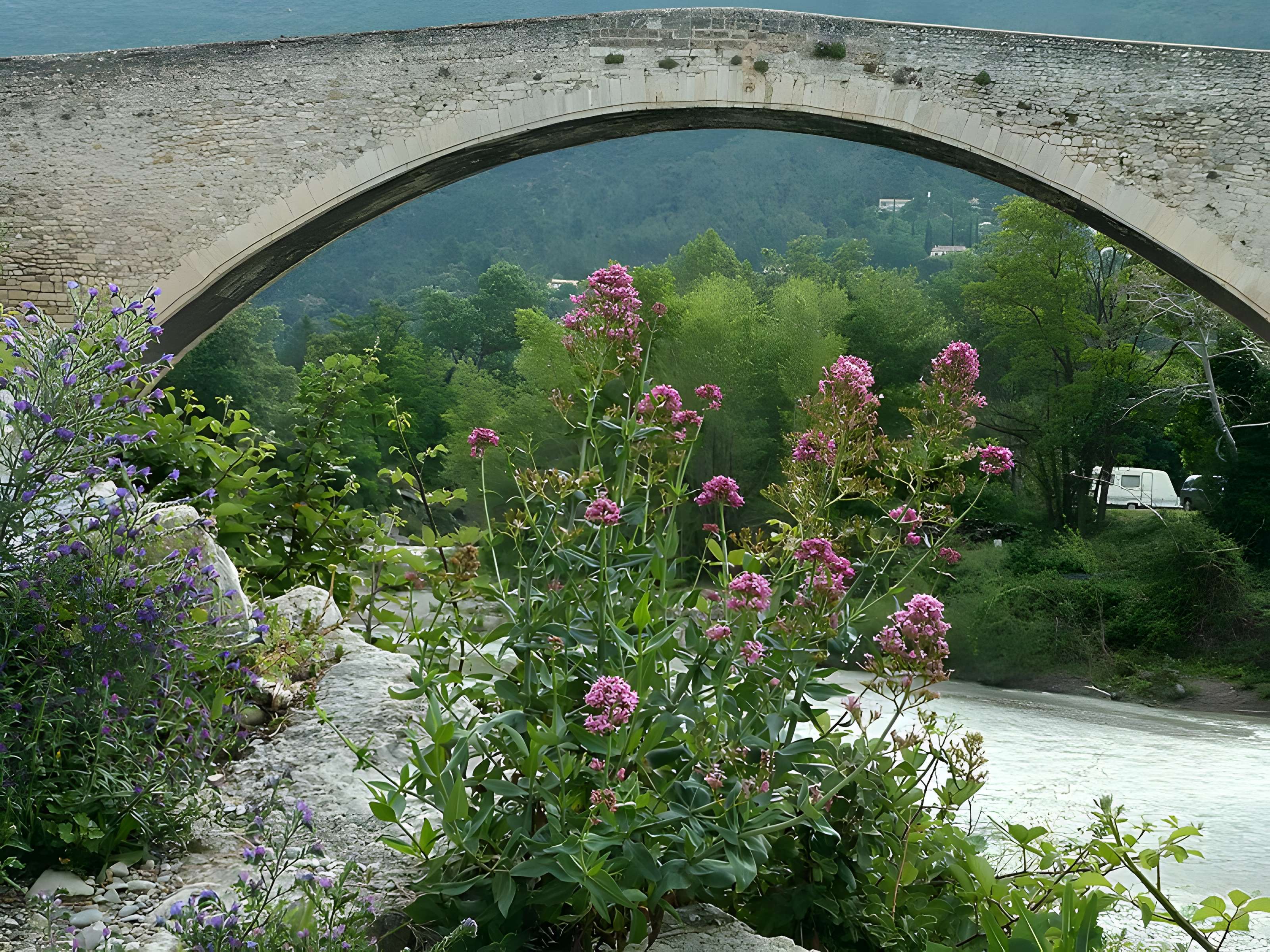 Pont sur l'Eygues de Nyons