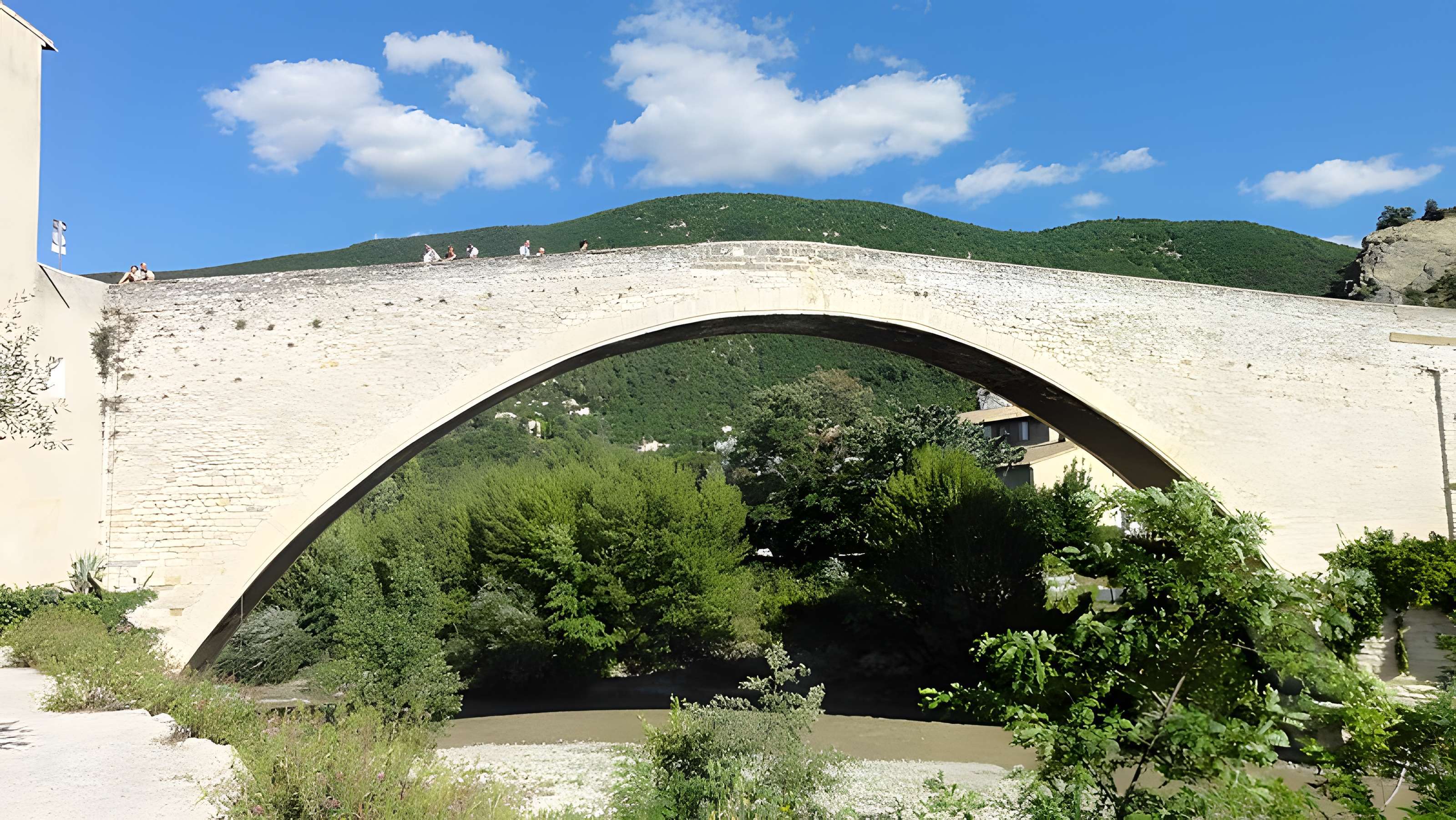 Pont sur l'Eygues de Nyons