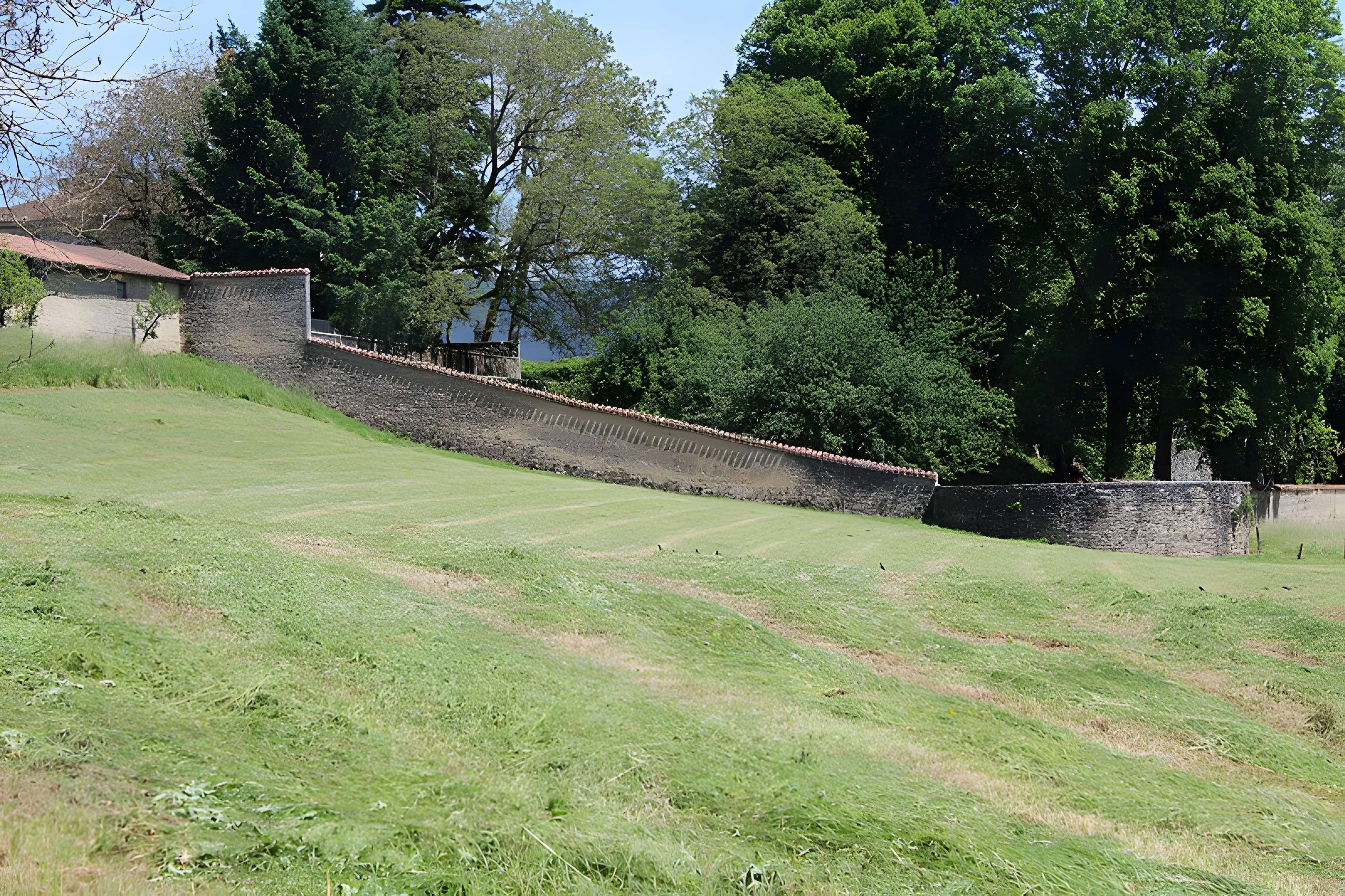 Château de Montplaisant